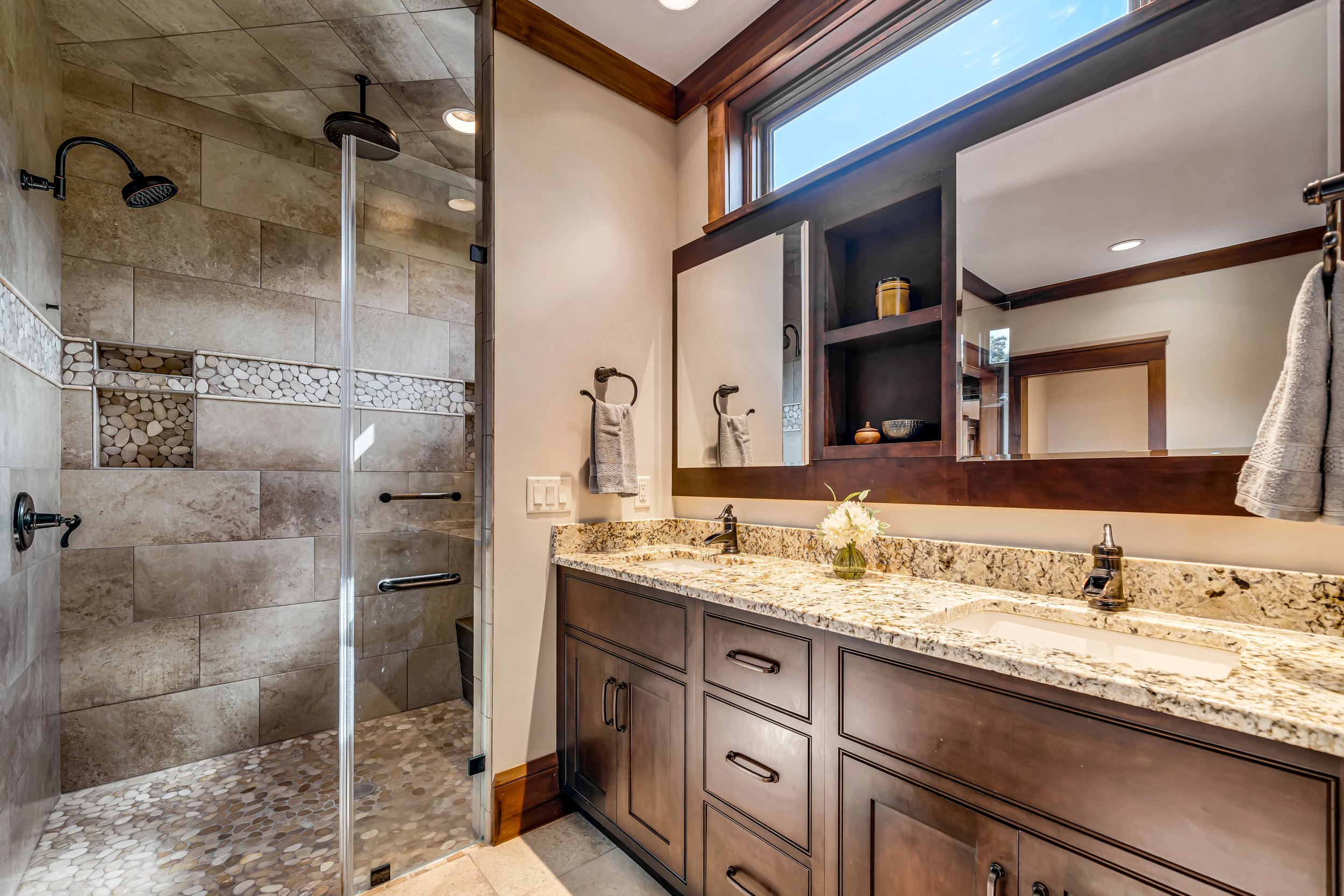 54 - 320 Summerset Drive - Real Estate Photography - MLS Size - Skywalker Air.jpg
