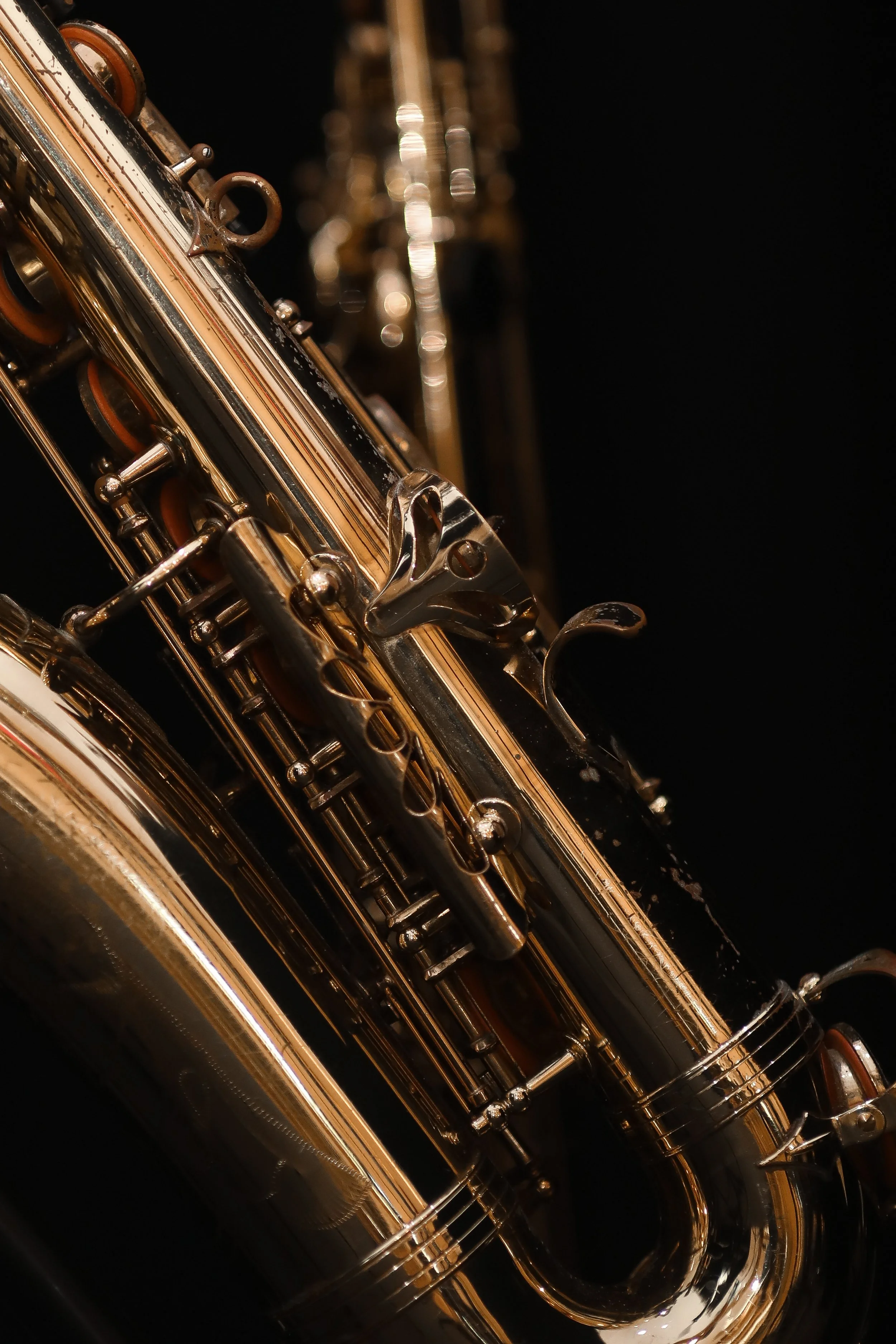 Close-up of a saxophone and its keywork.