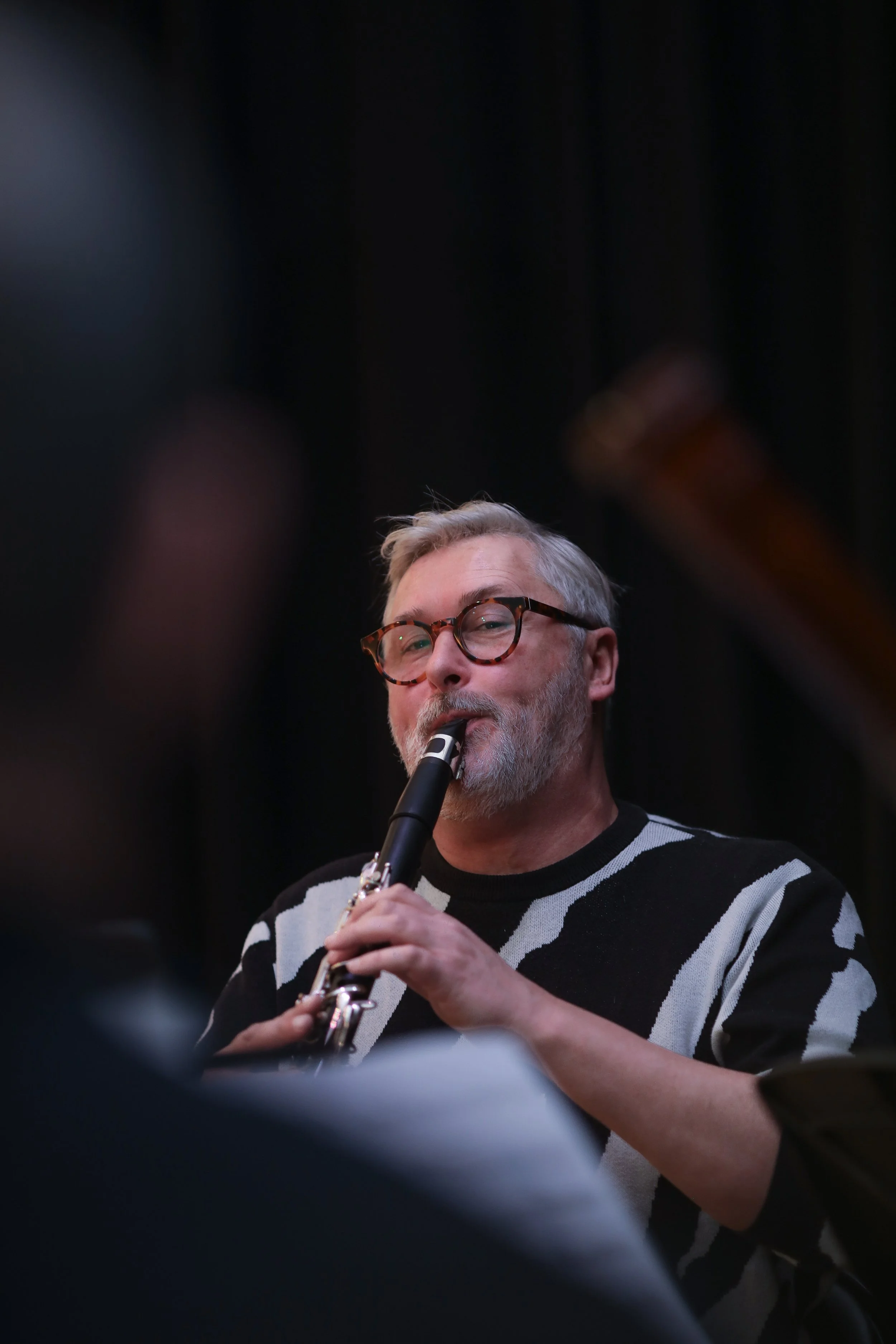Stuart playing clarinet during an Arundo5 performance.