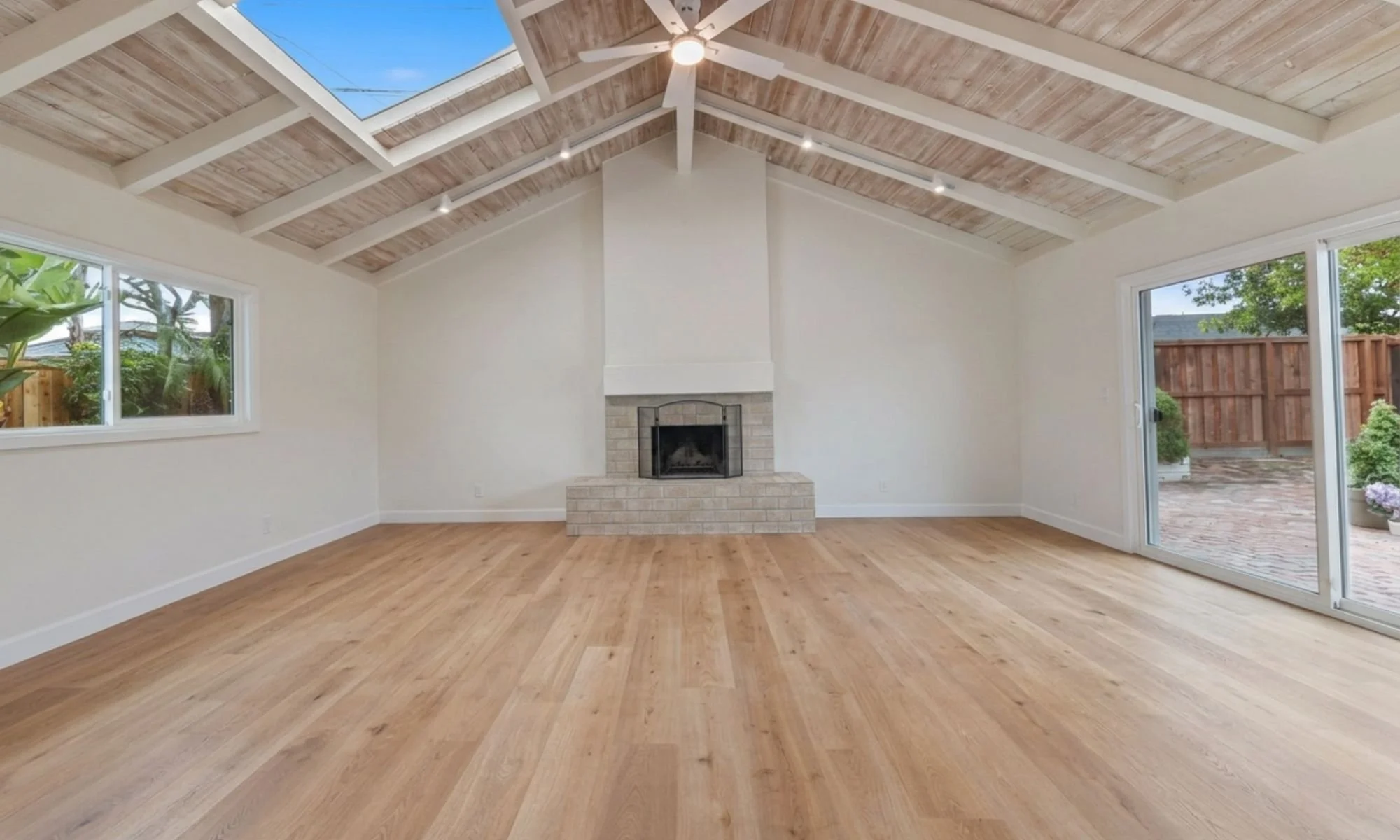 Kelly Rhee's Listing in Costa Mesa, same room un staged. Most buyers would not say wow walking into an empty room. The Open house had everyone saying Wow! Staging helped it sell in one weekend and for above asking price!