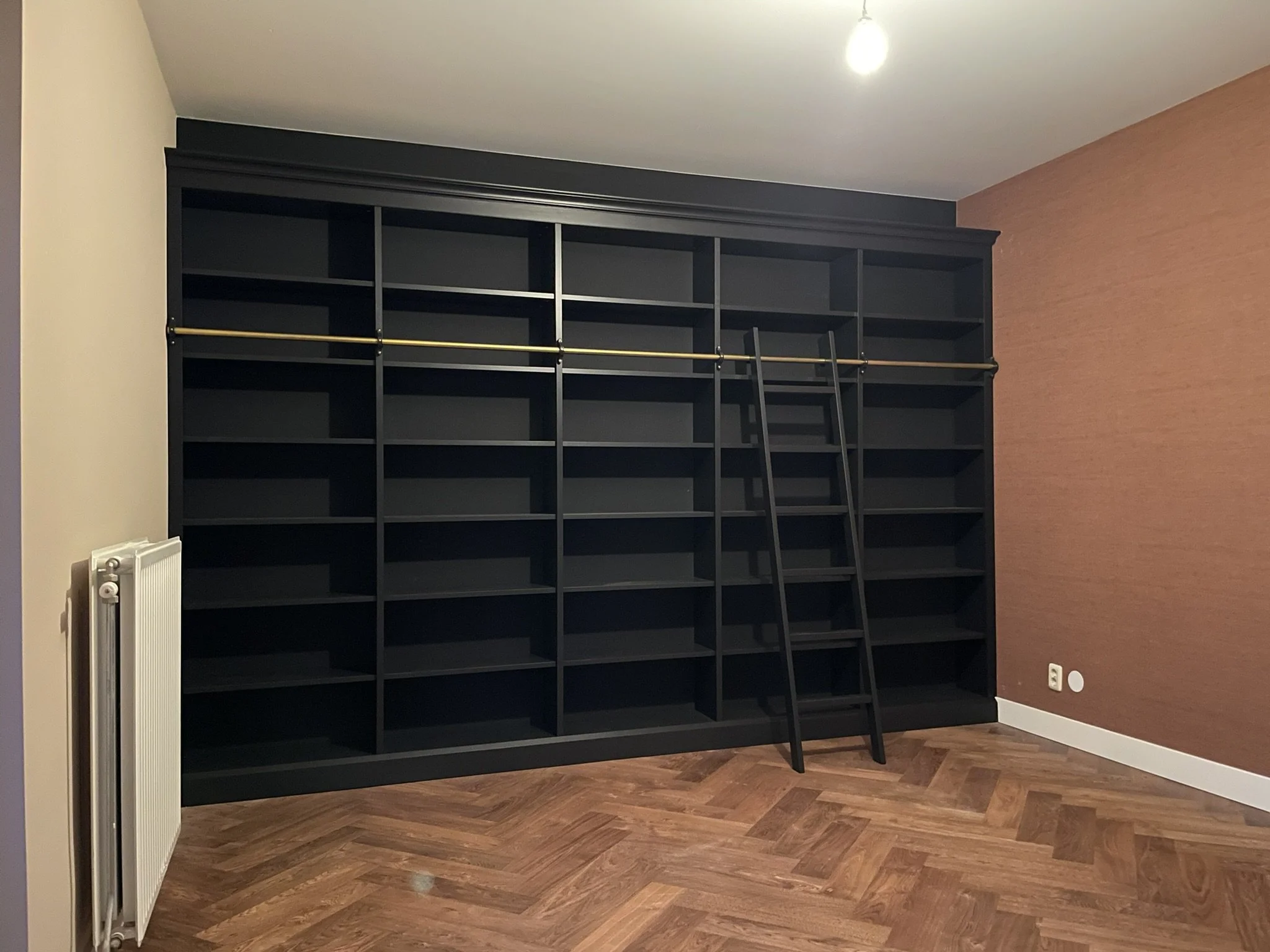 Inbouw boekenkast
