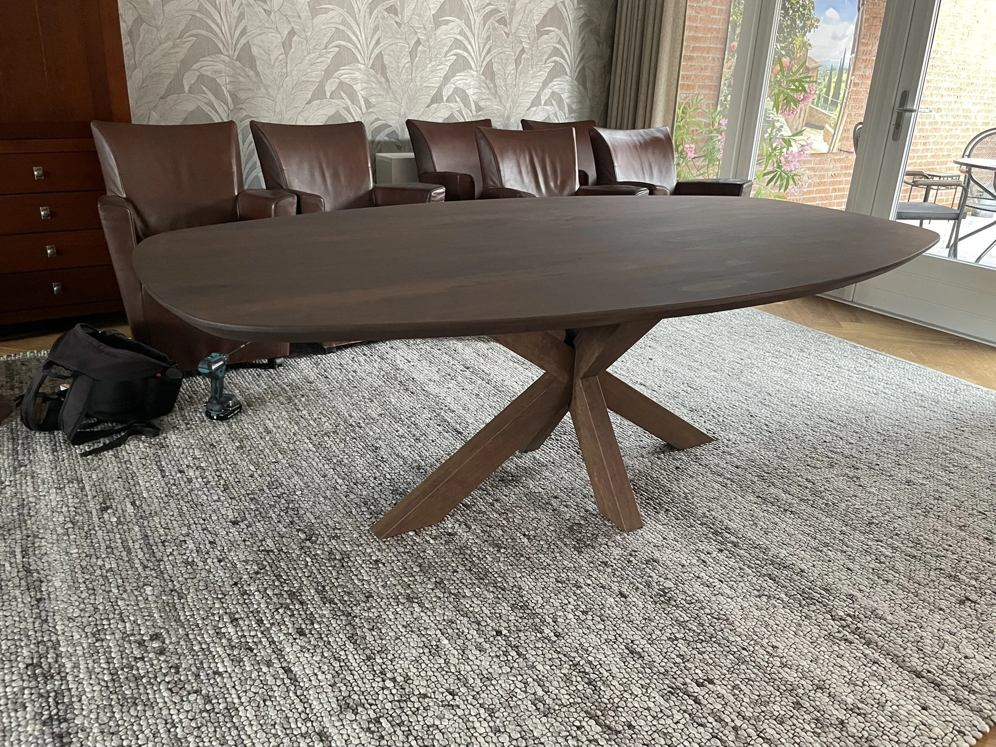 Deens ovale eettafel