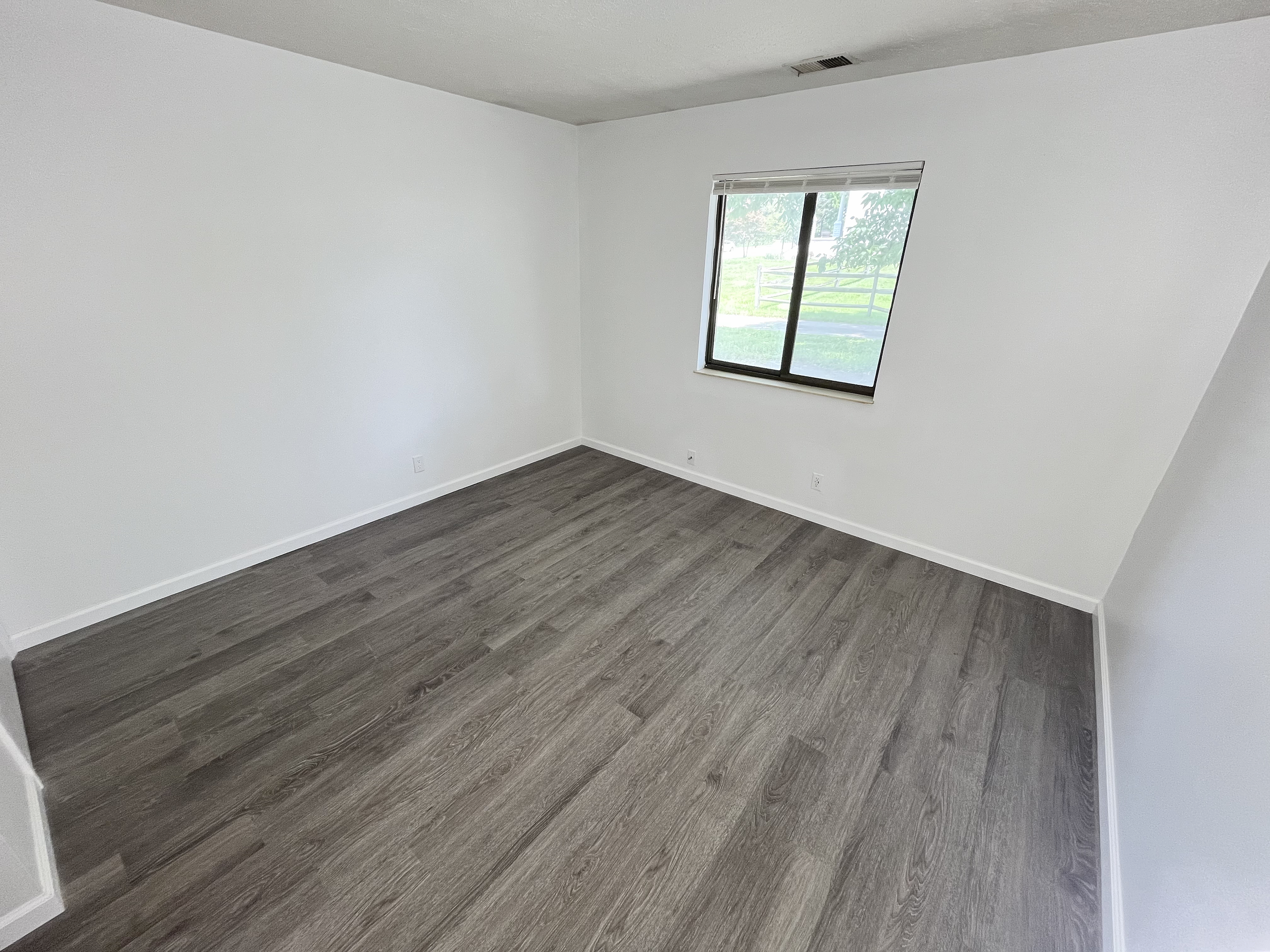 Bedroom1_4.png