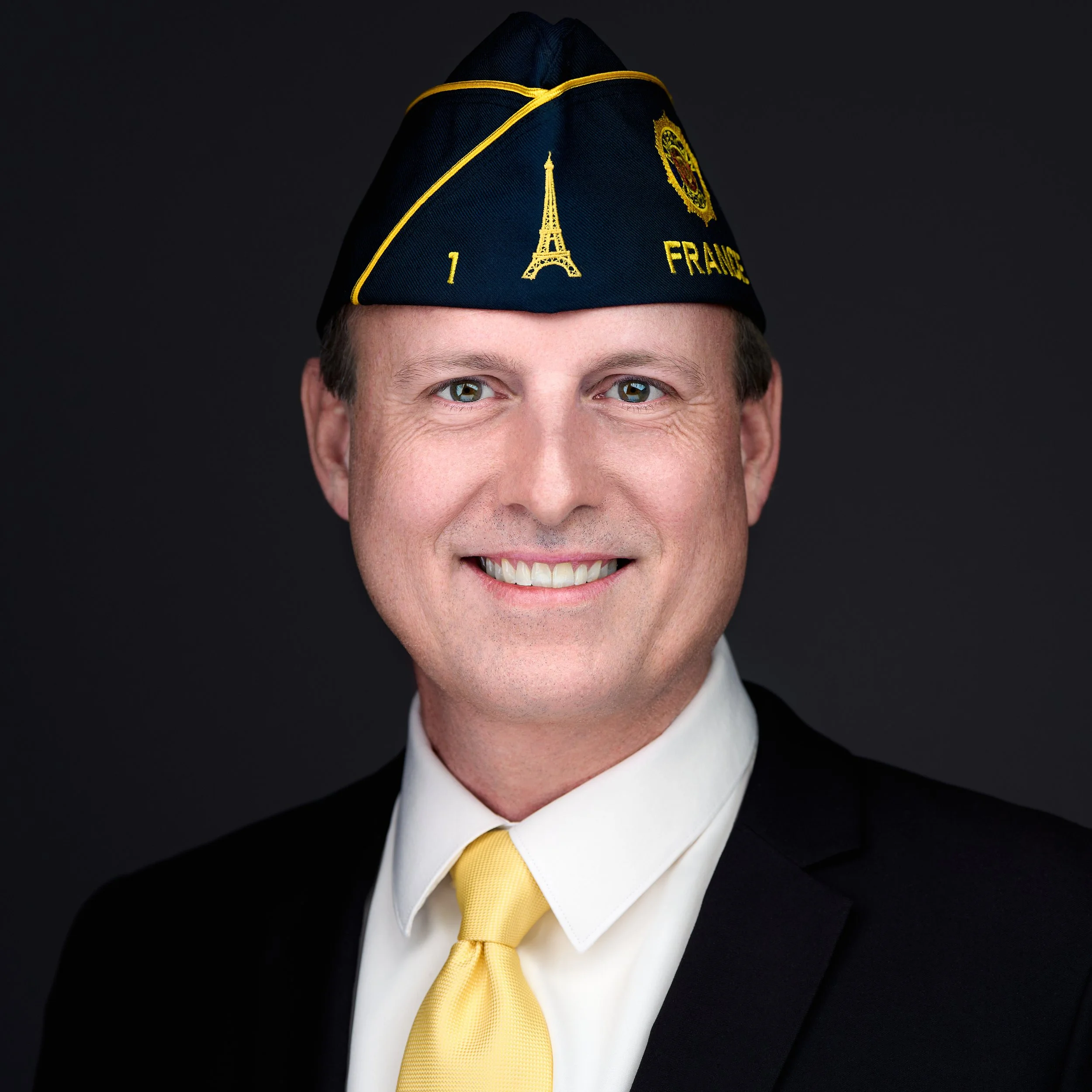 DAVIDSAGGIO Photography Tampa male military portrait. American Legion Post 1 commander wearing cap.