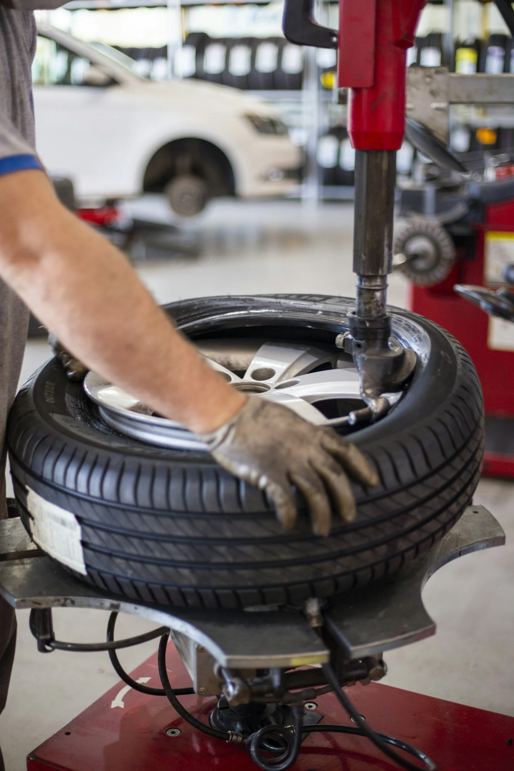 Tire Installation, Mount and Balancing.