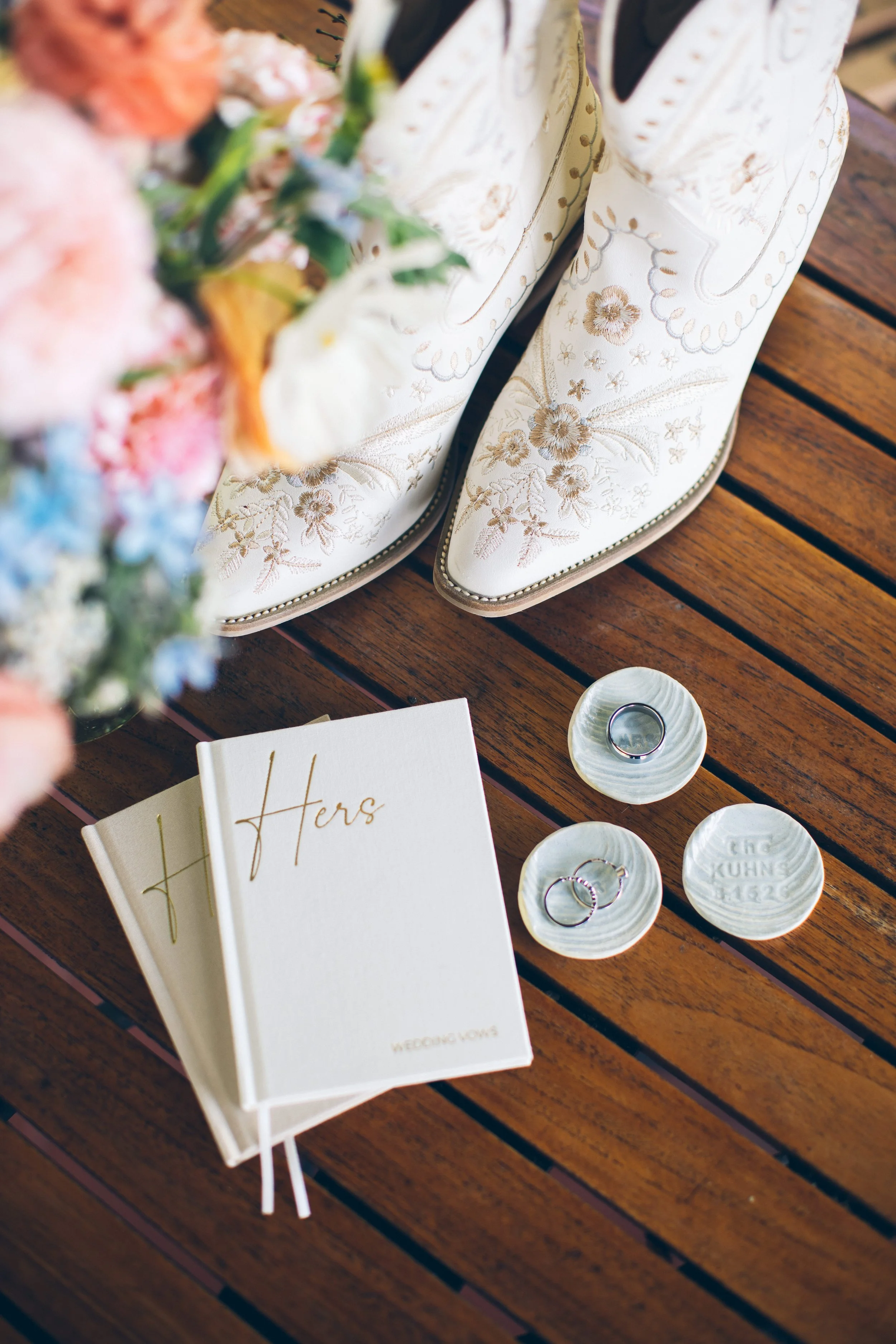 Custom Ceramic Ring Dish