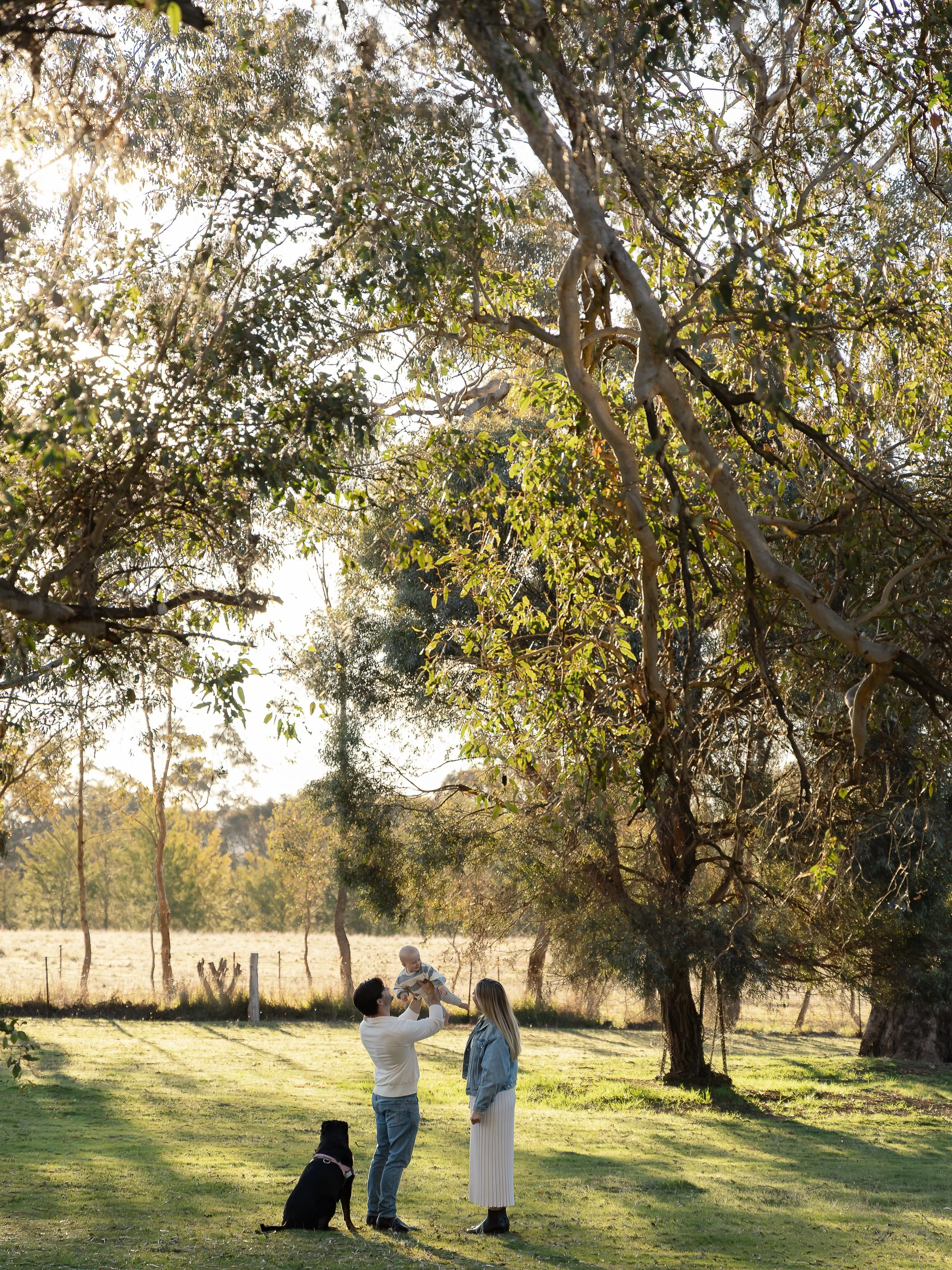 This gorgeous mum &amp; bub were in front of my camera a couple of months ago while I was building my portfolio. 🤍

Fast forward a couple of months and they&rsquo;re back on my screen again - this time with Dad in tow! 😍

Absolutely gorgeous little