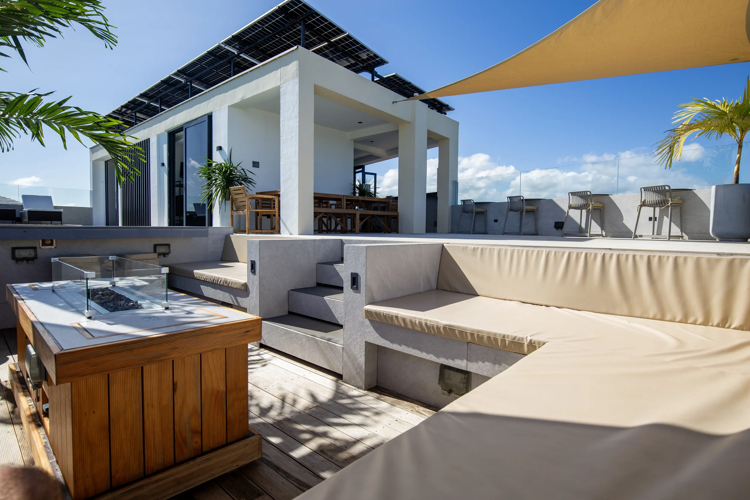 Paradise Ocean View Roofdeck Sunken Lounge.webp