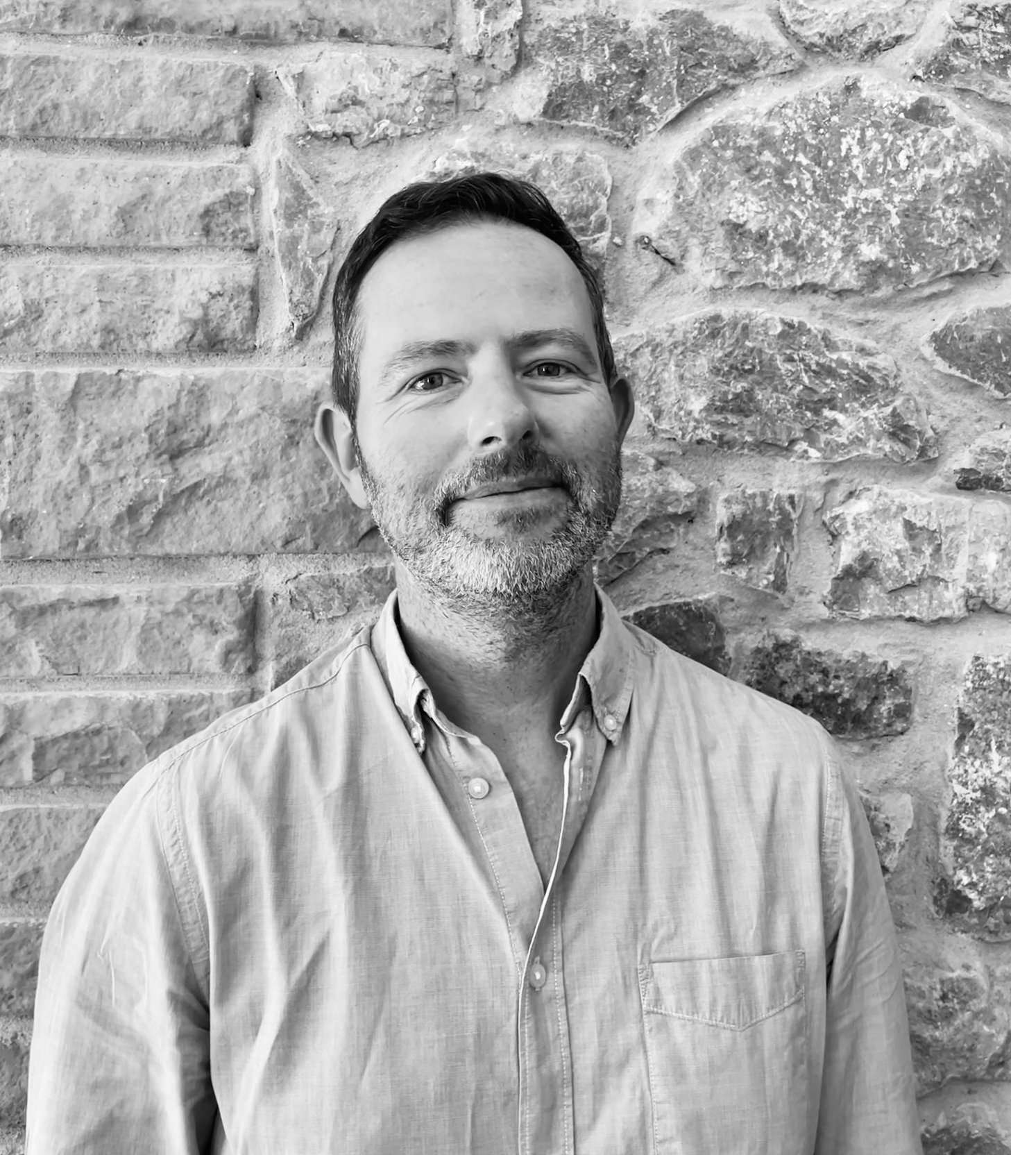 Headshot of Dan Linstead