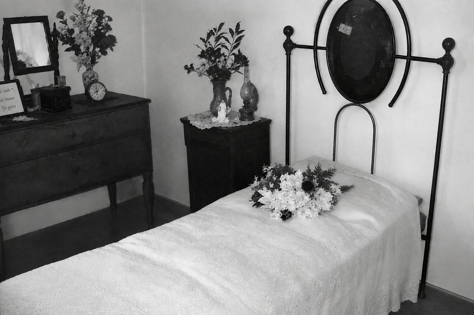 Ein Zimmer im Geburtshaus in Corinaldo