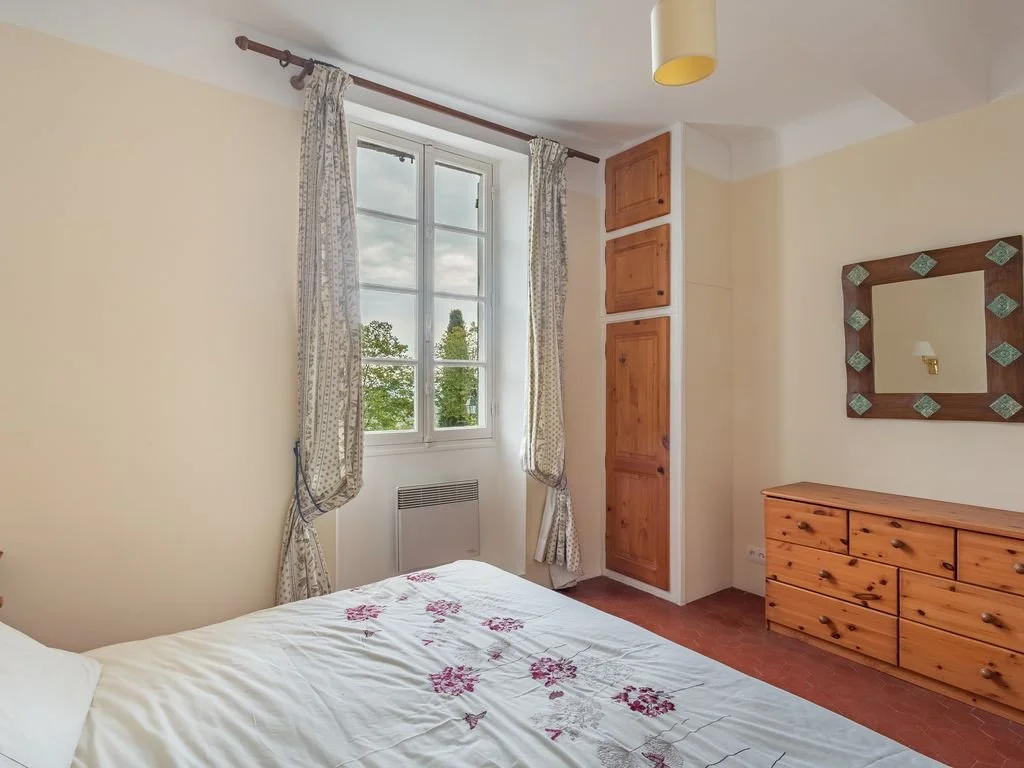 Double Bedroom (Second Floor)