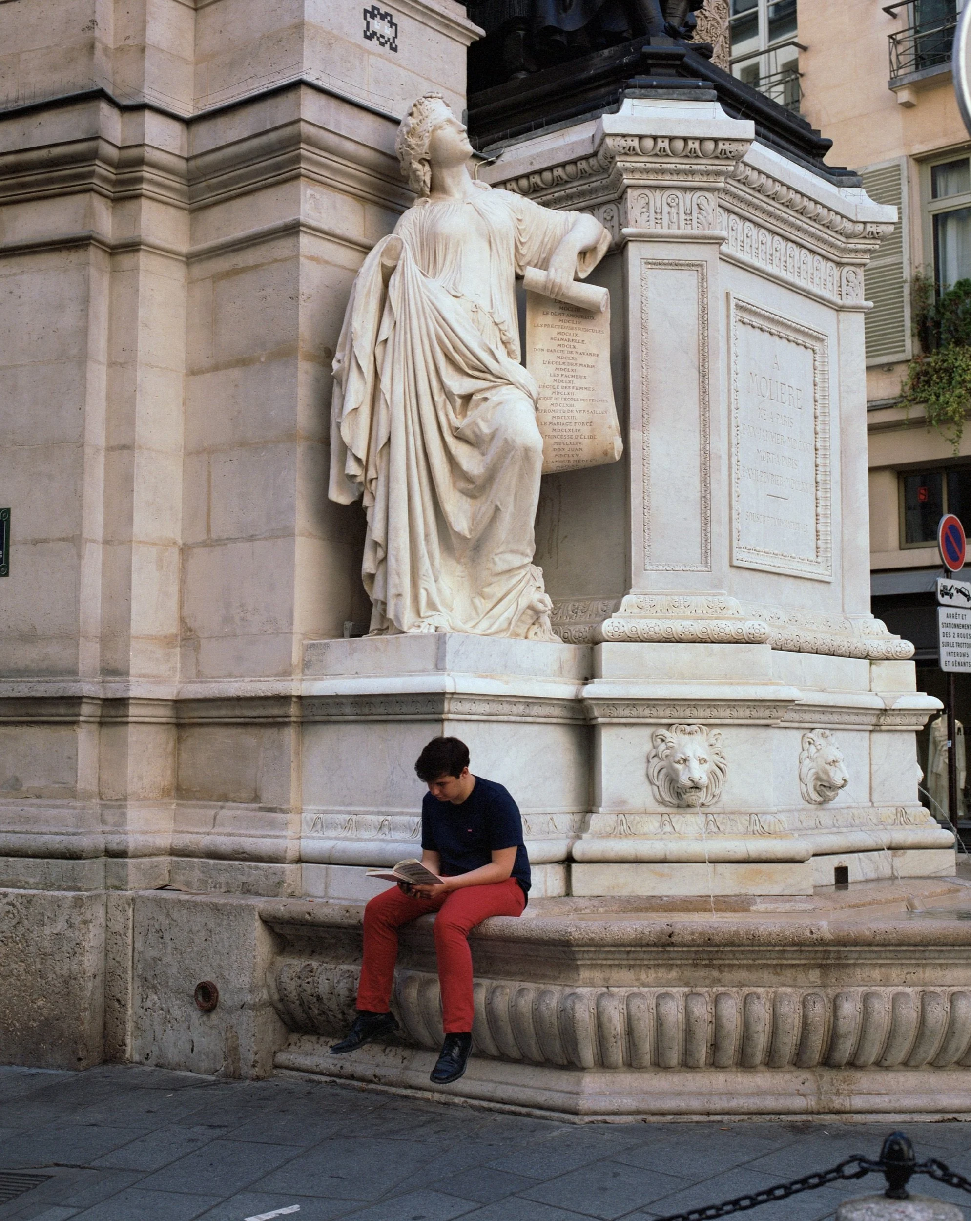 PARIS BOOK_3924-49 copie.jpg