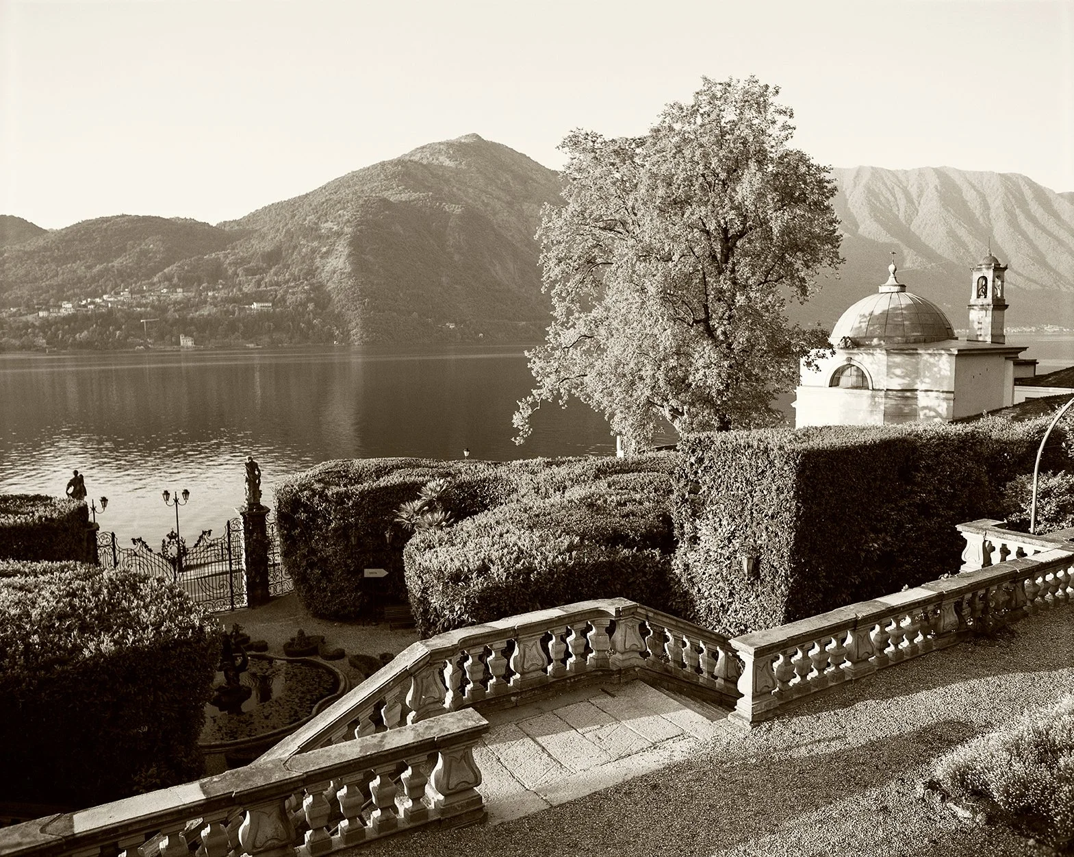 Villa-Carlotta_12130_43-N&B.jpg