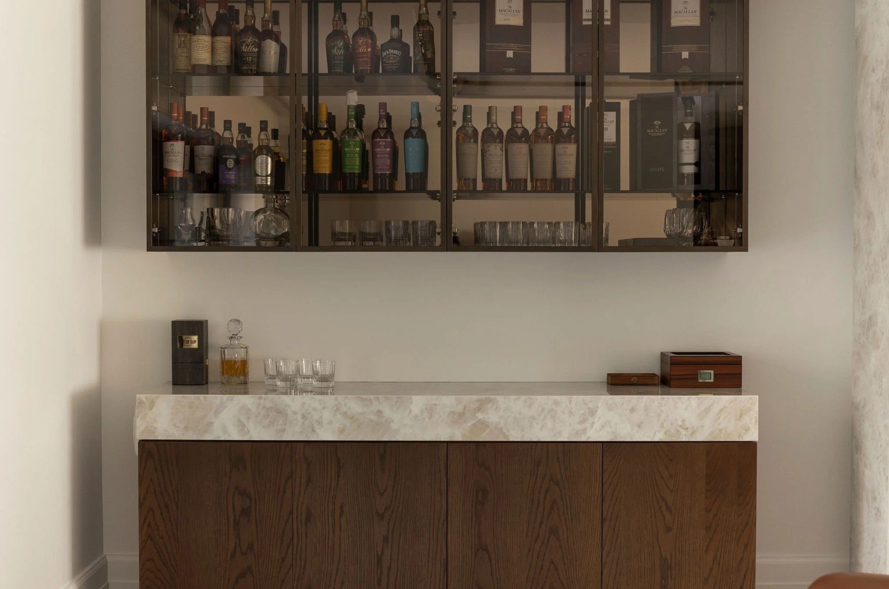 eton-home-bar-custom-millwork-montreal-chrome-design.jpg