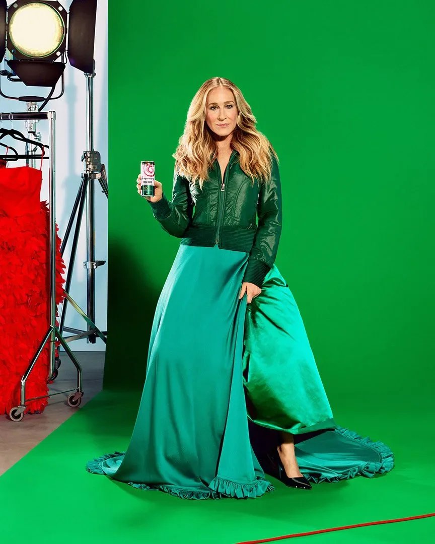 Tanqueray-x-SJP_Campaign-Assets_006_4x5.webp