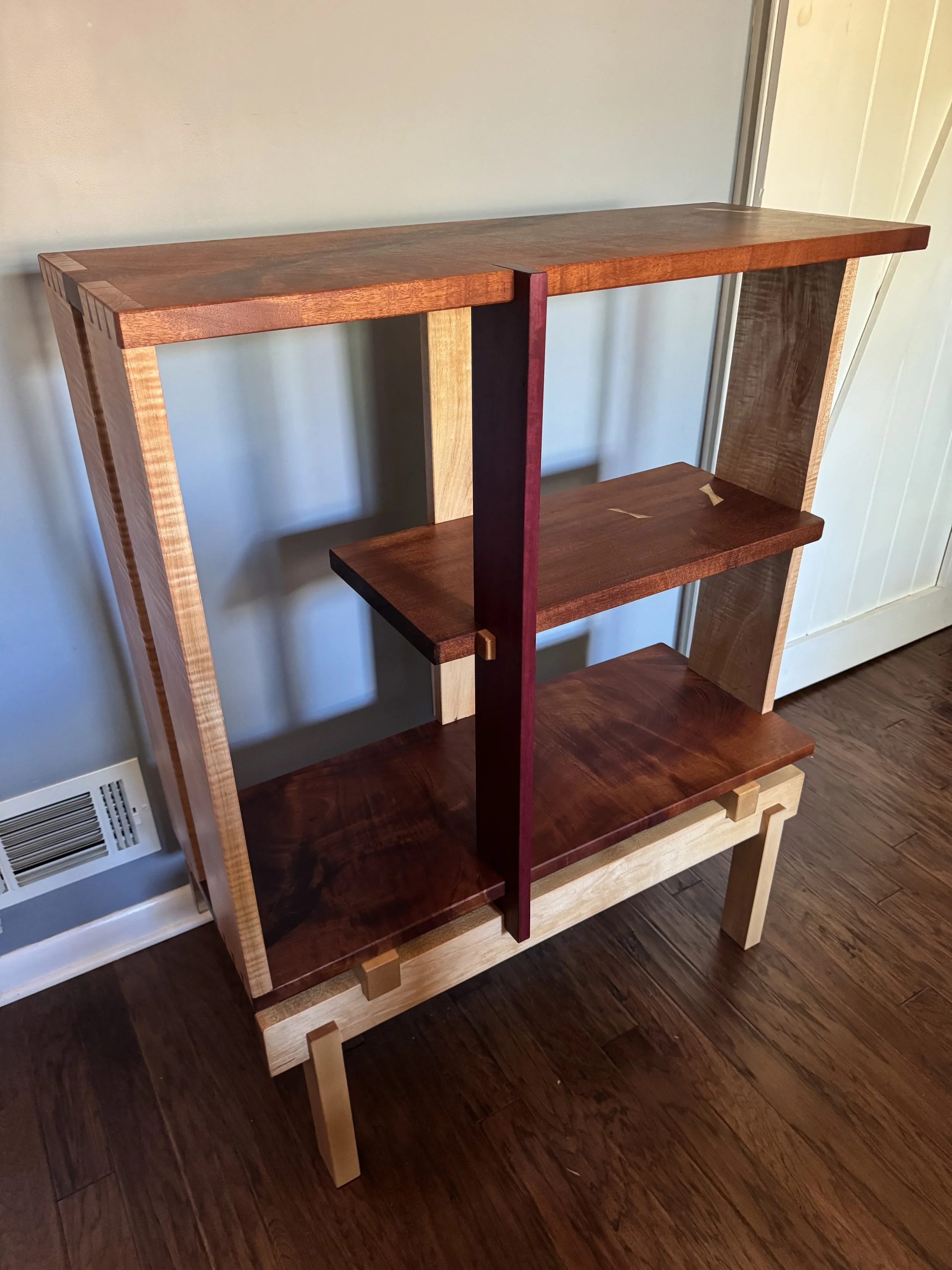 Dovetailed shelves