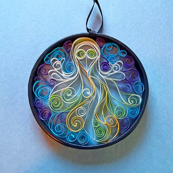 quilling-white-ghost.jpg