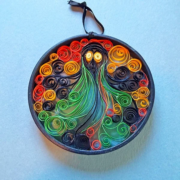quilling-black-ghost.jpg