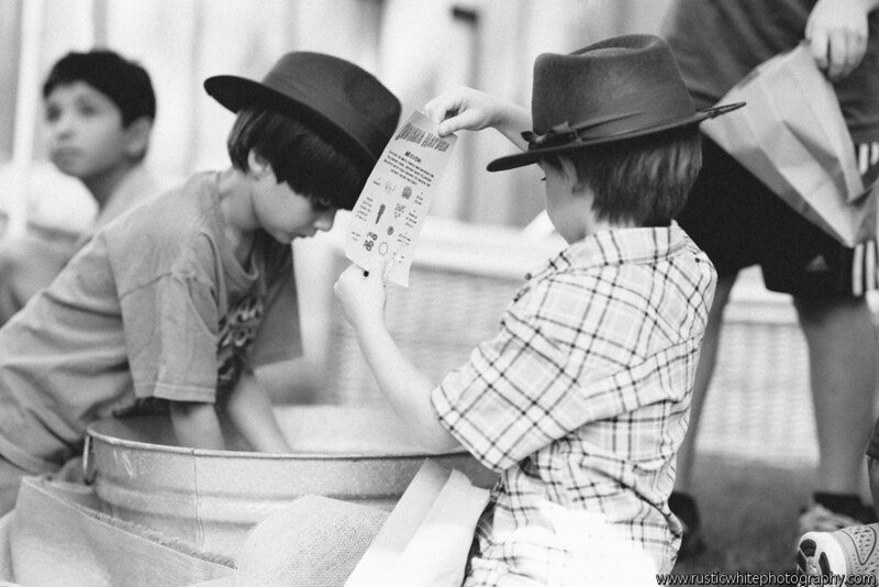 sheilds__rustic_white_photography_hayden10thbirthdayrusticwhite020_low_9602133502_c.jpg
