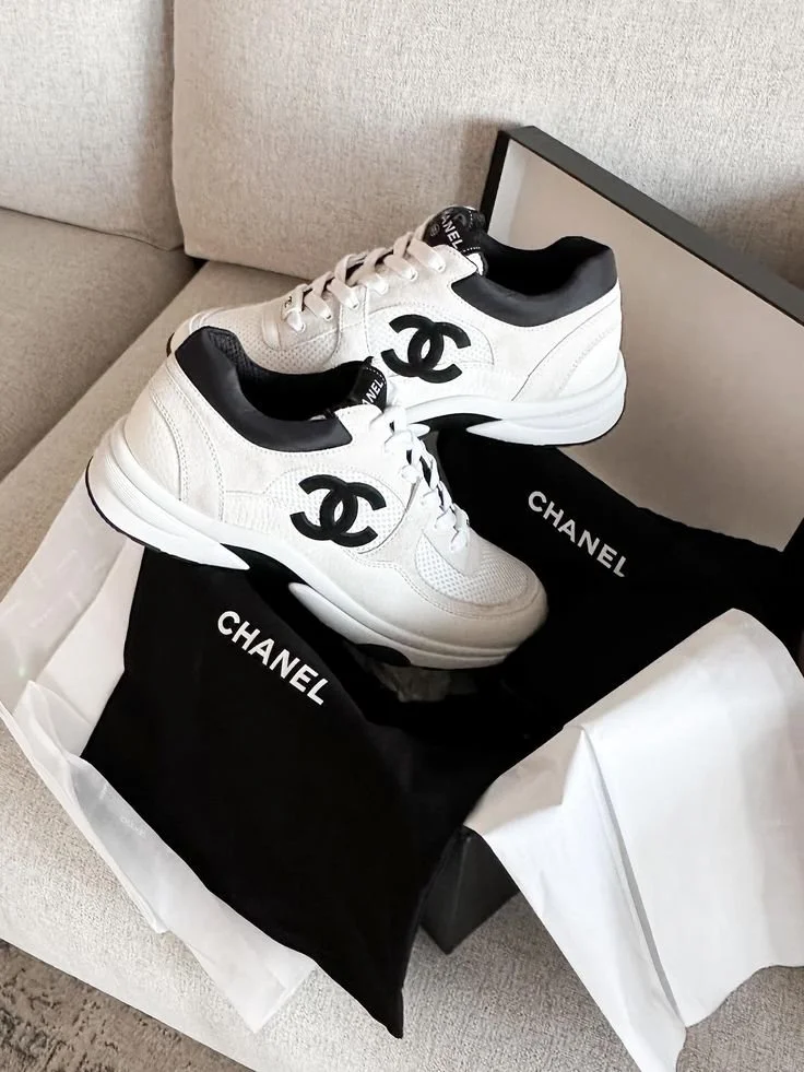 CC-Inspired Classic Runners
