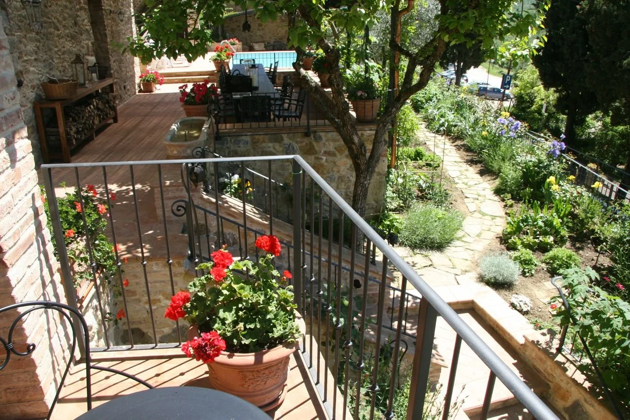 gardens1.jpg