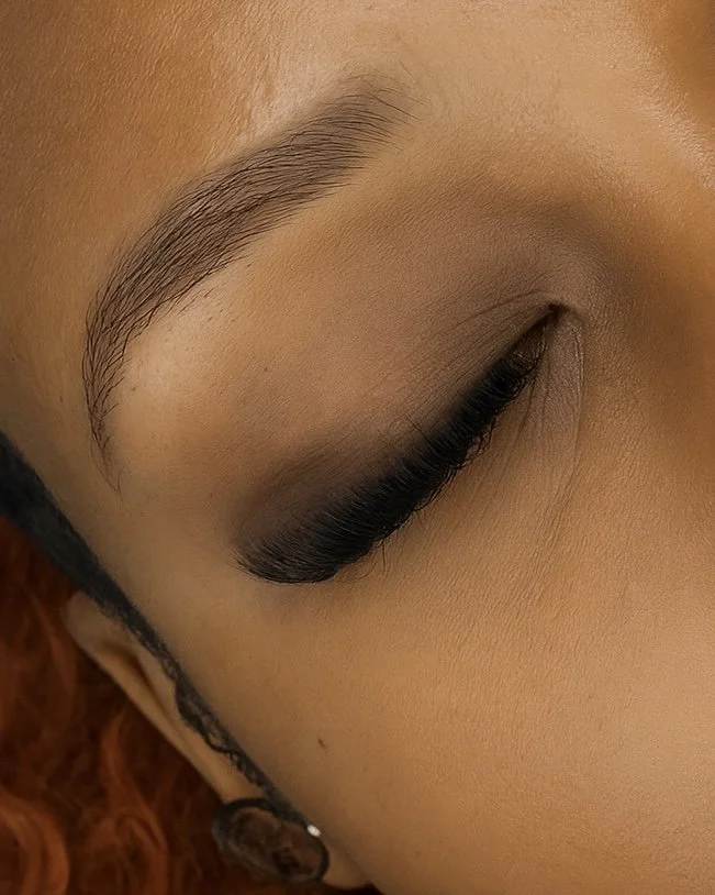     Close-up of custom volume lash extensions with a soft, full finish at Flaunt & Flutter Lashery.