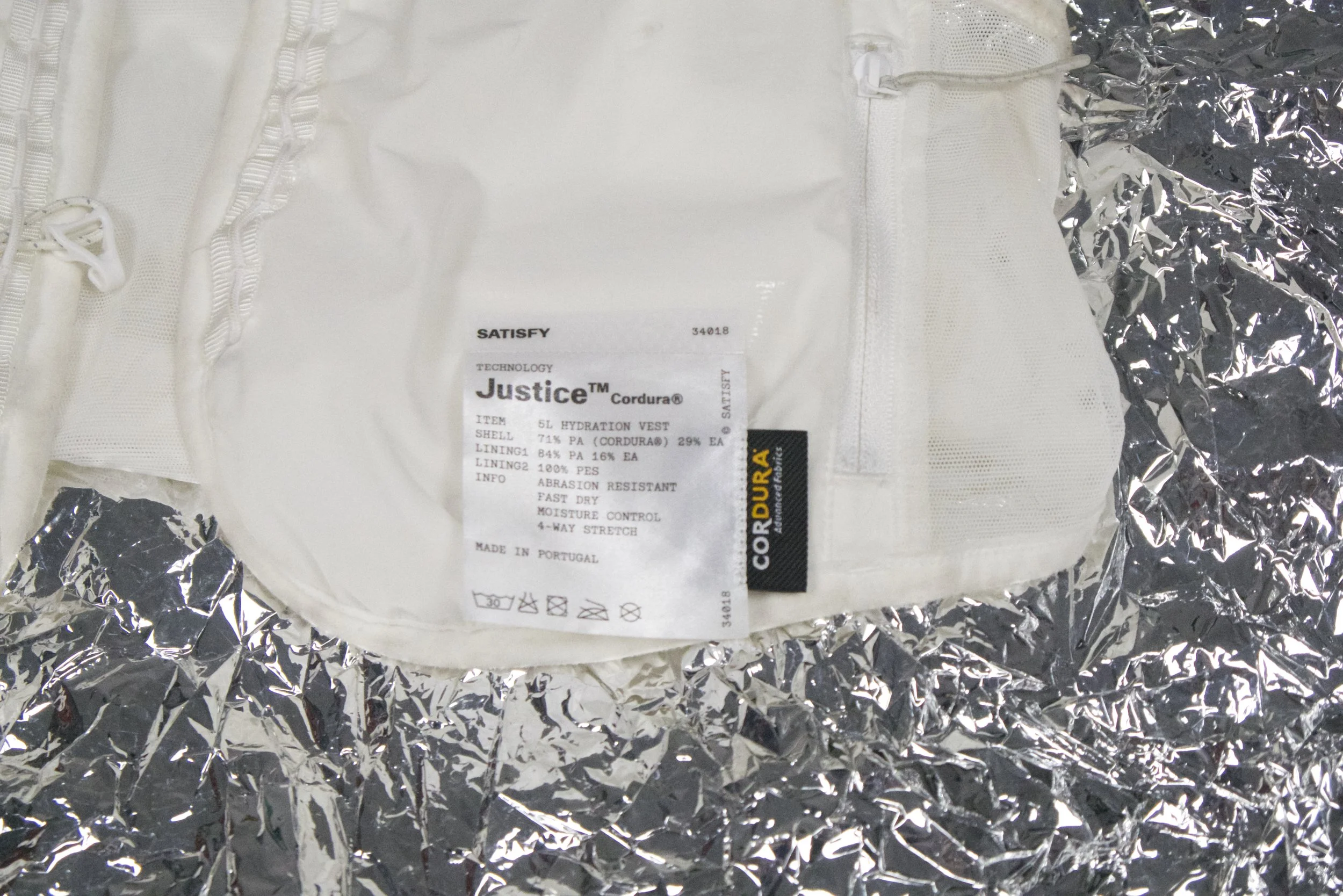 SATISFY VEST WHITE 2.jpeg