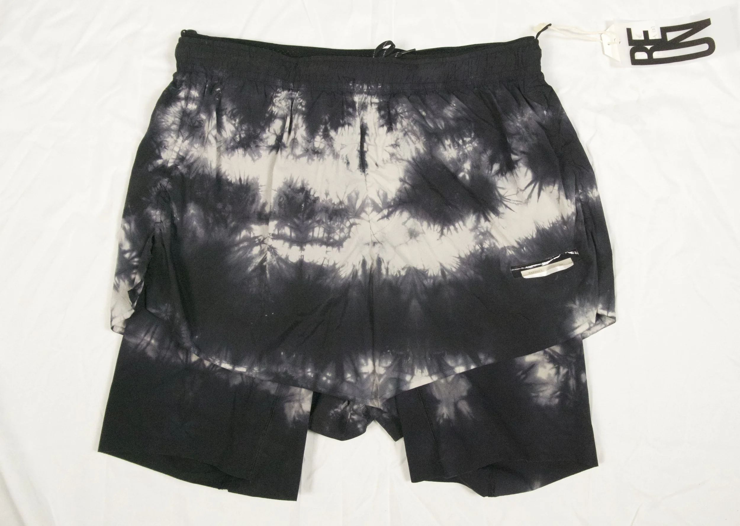 SATISFY TD SHORT 1.jpg