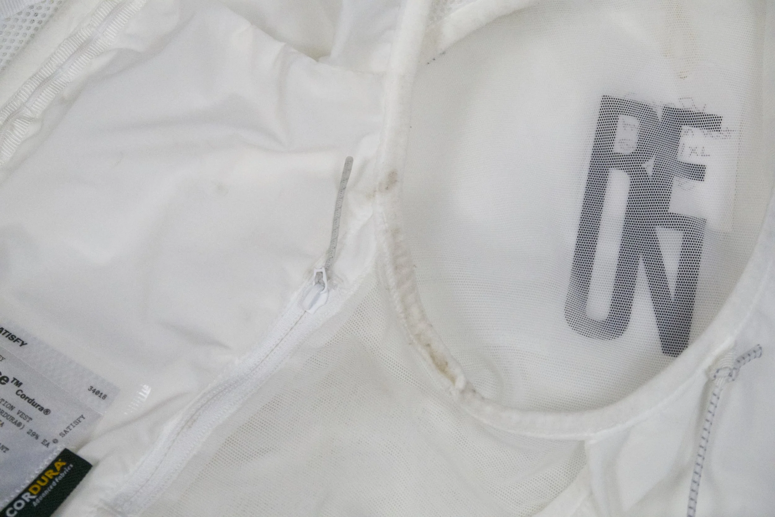 SATISFY VEST WHITE 4.jpeg