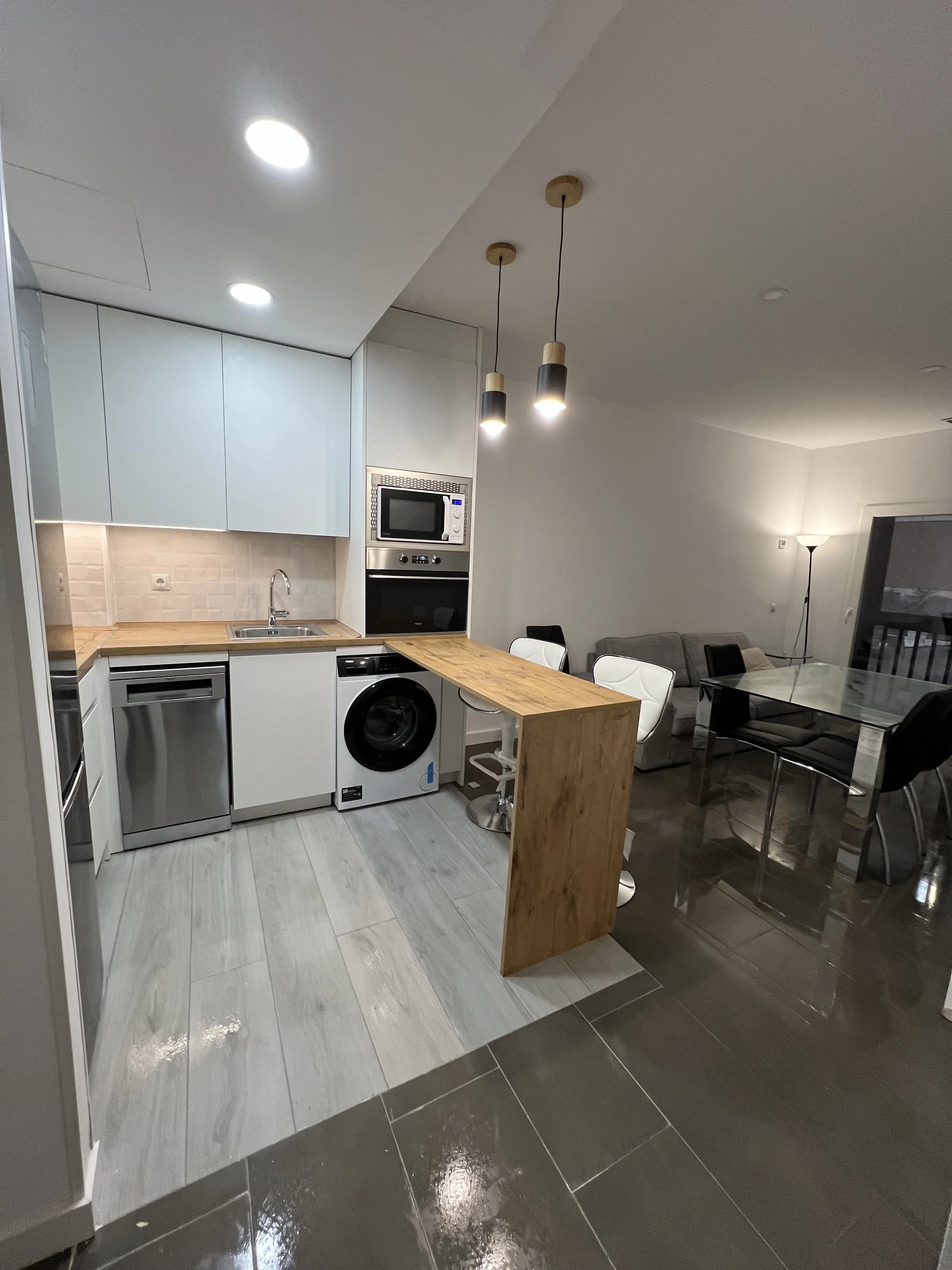 DESPUÉS

Espacio renovado, moderno y optimizado.