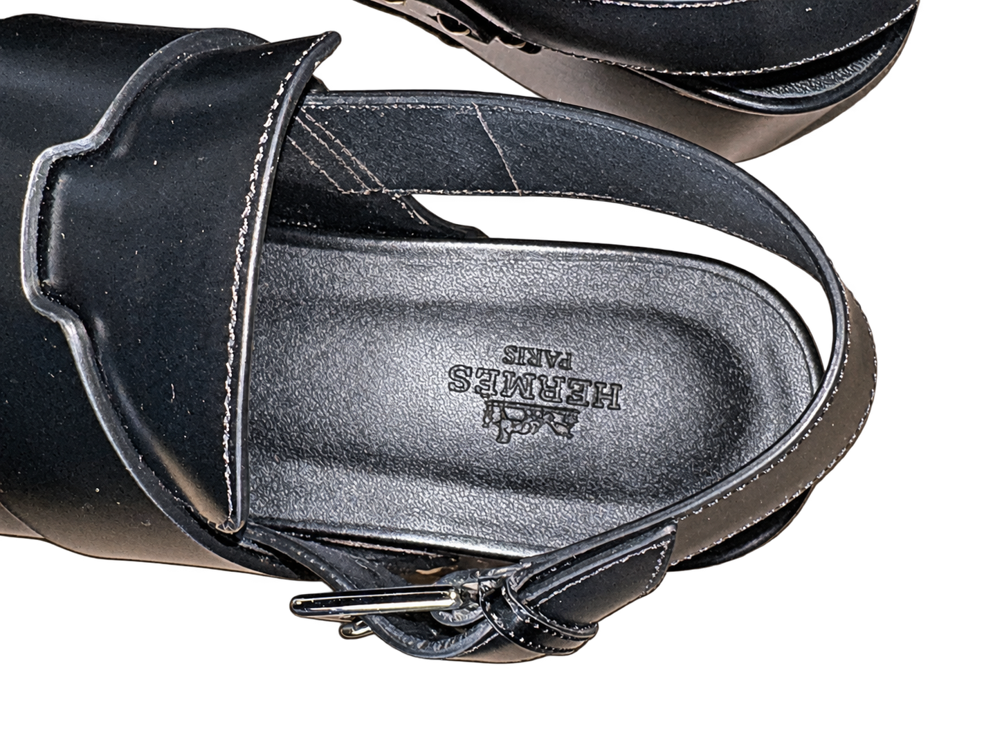 Chaussures détourées sur fond transparent-9.png