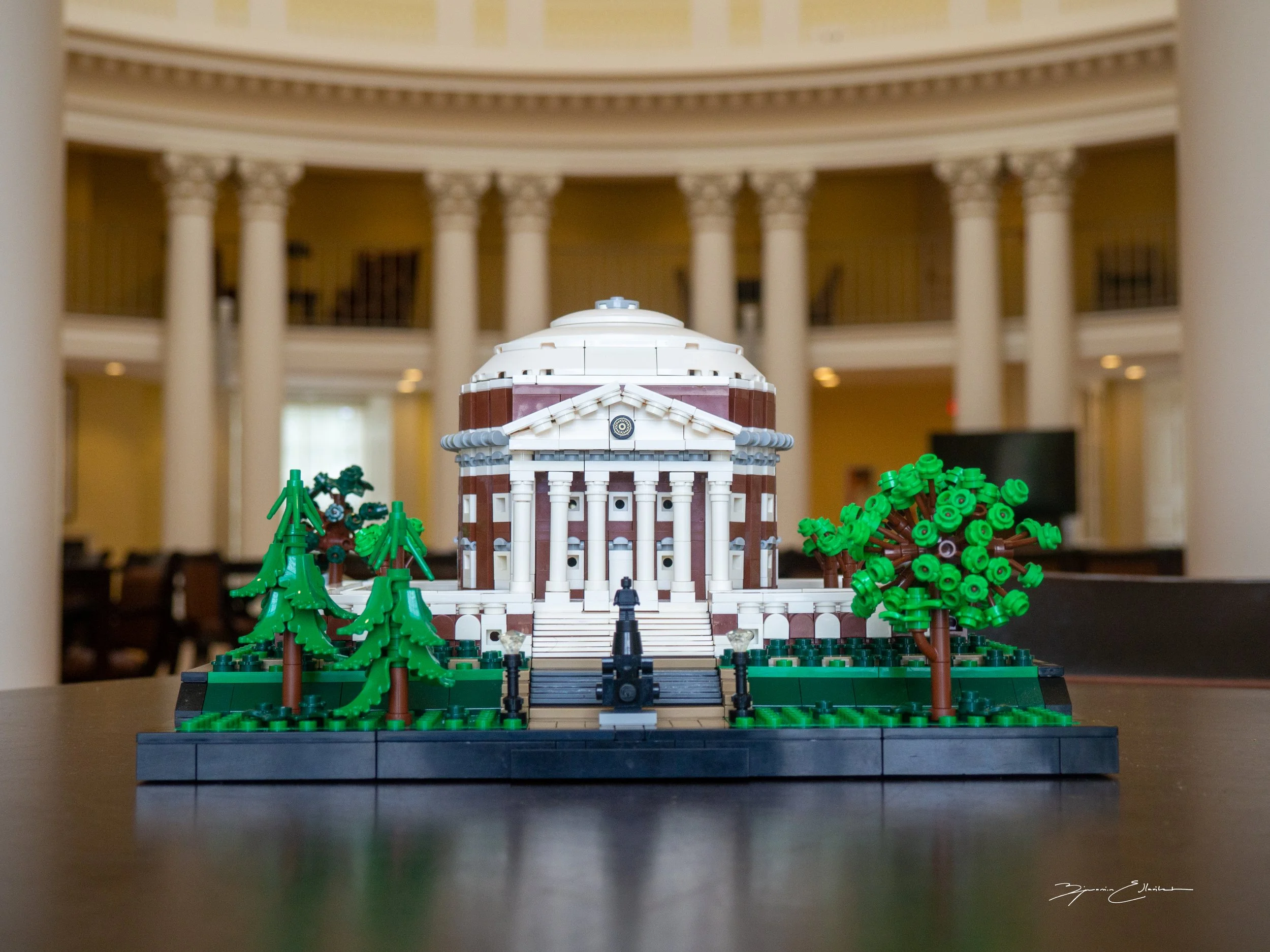 Rotunda.jpg