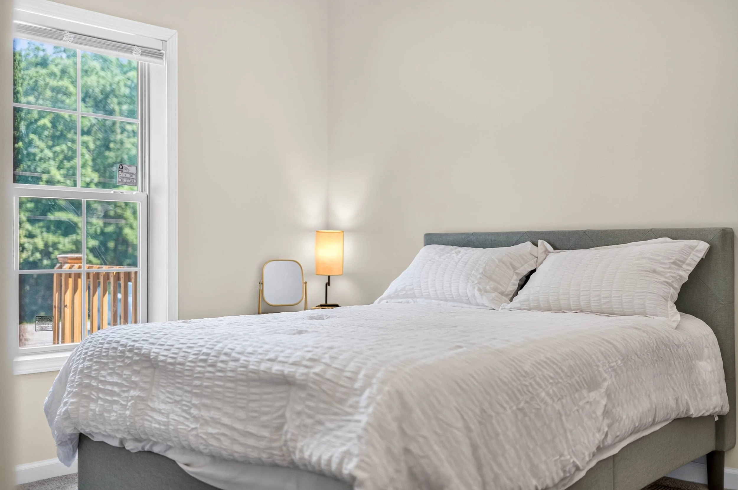 Bedroom2_1.jpg