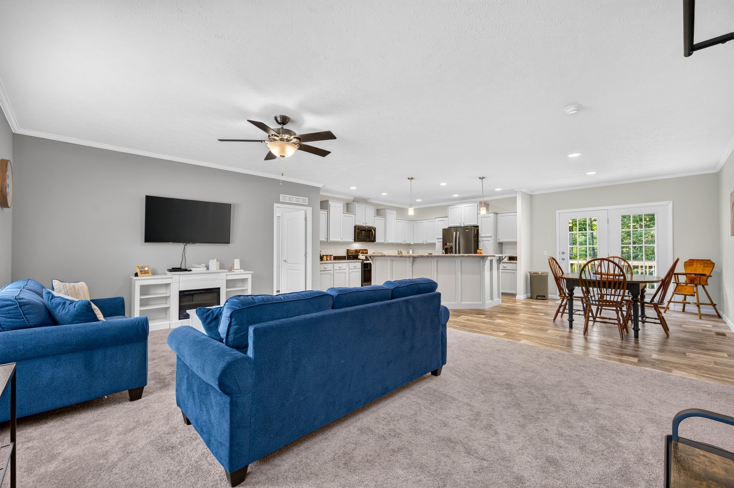 LivingRoom_2.jpg