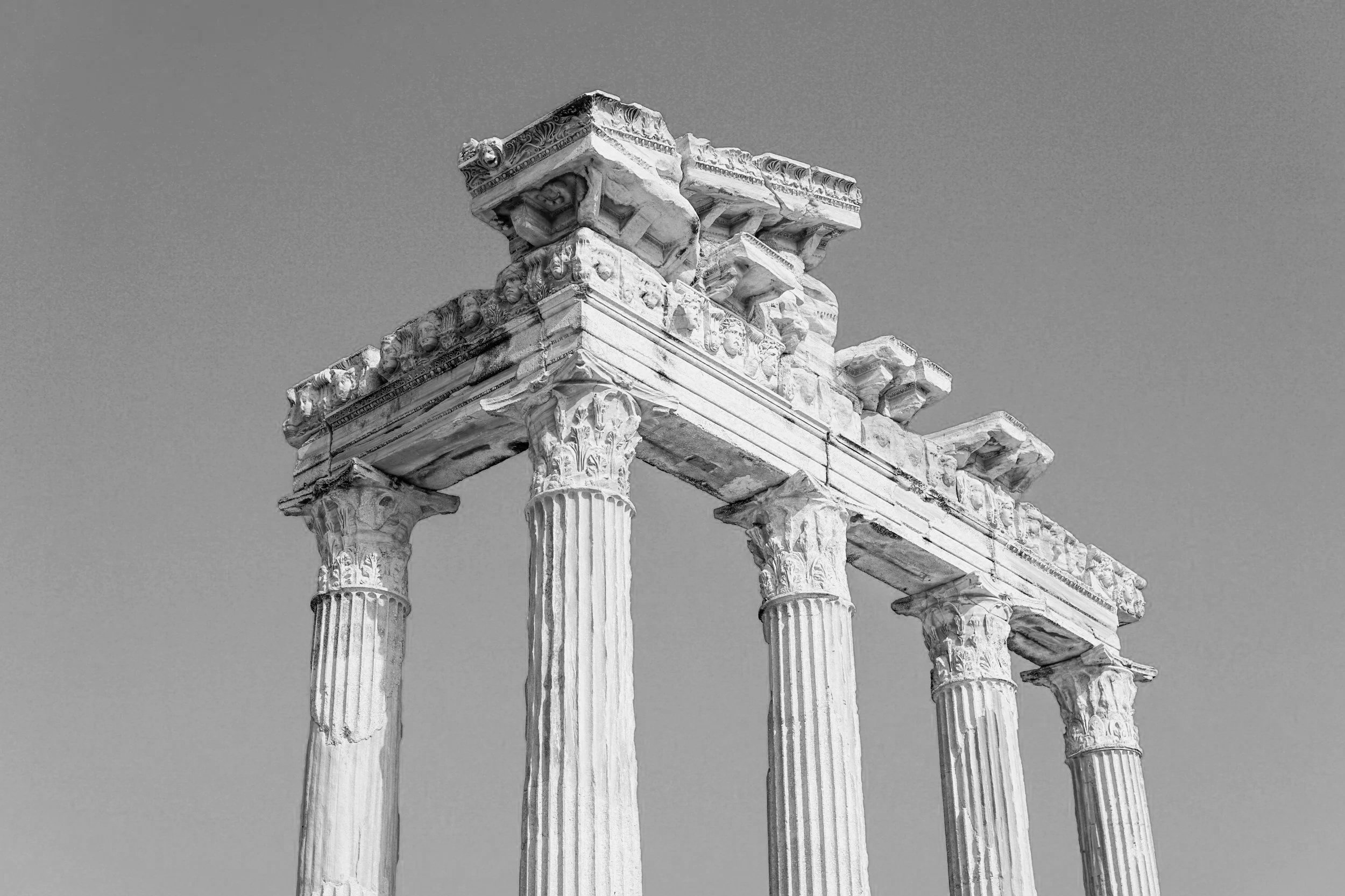 Four Pillars of Public Relations: How to Build a Strong Brand