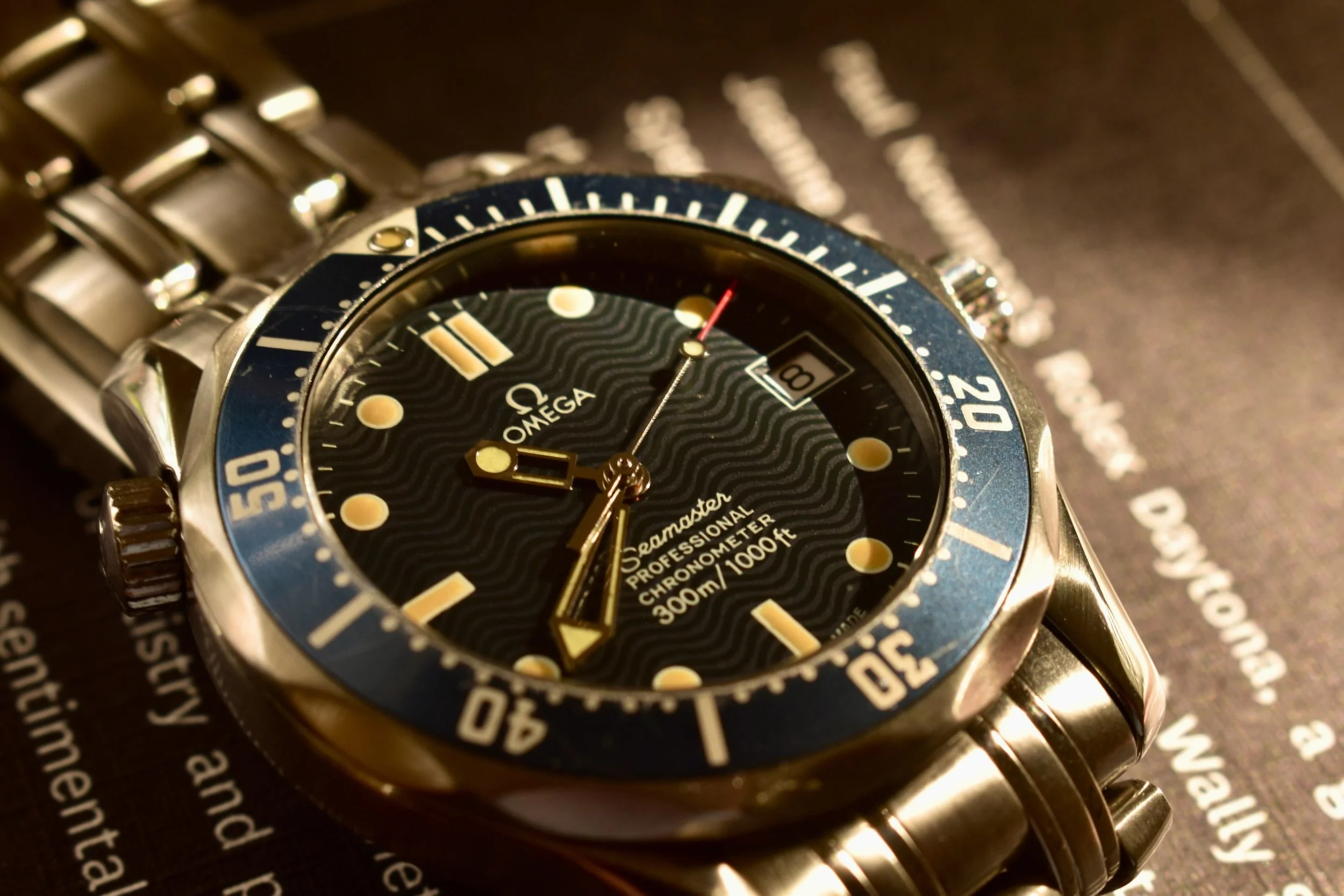 *FOR SALE* Omega Seamaster Professional 300M (2551.80) 36mm case. Comes watch only, includes 1997 warranty card from AD based in Japan. Watch is in original unpolished condition, with sharp lug lines throughout. Dial and hour markers have beautifully