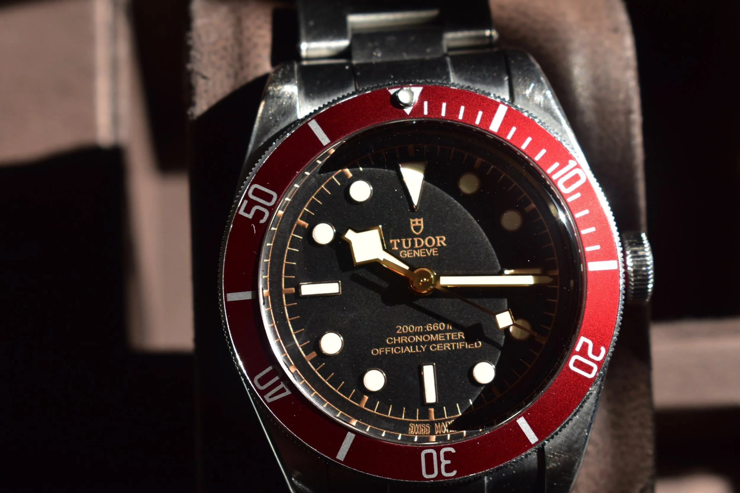 *FOR SALE* Tudor Black Bay 41 ref. 79230R (2018). This heritage model includes a COSC certified in house movement, gilt snowflake, and burgundy bezel. Full set including original box/papers and an aftermarket NATO strap.