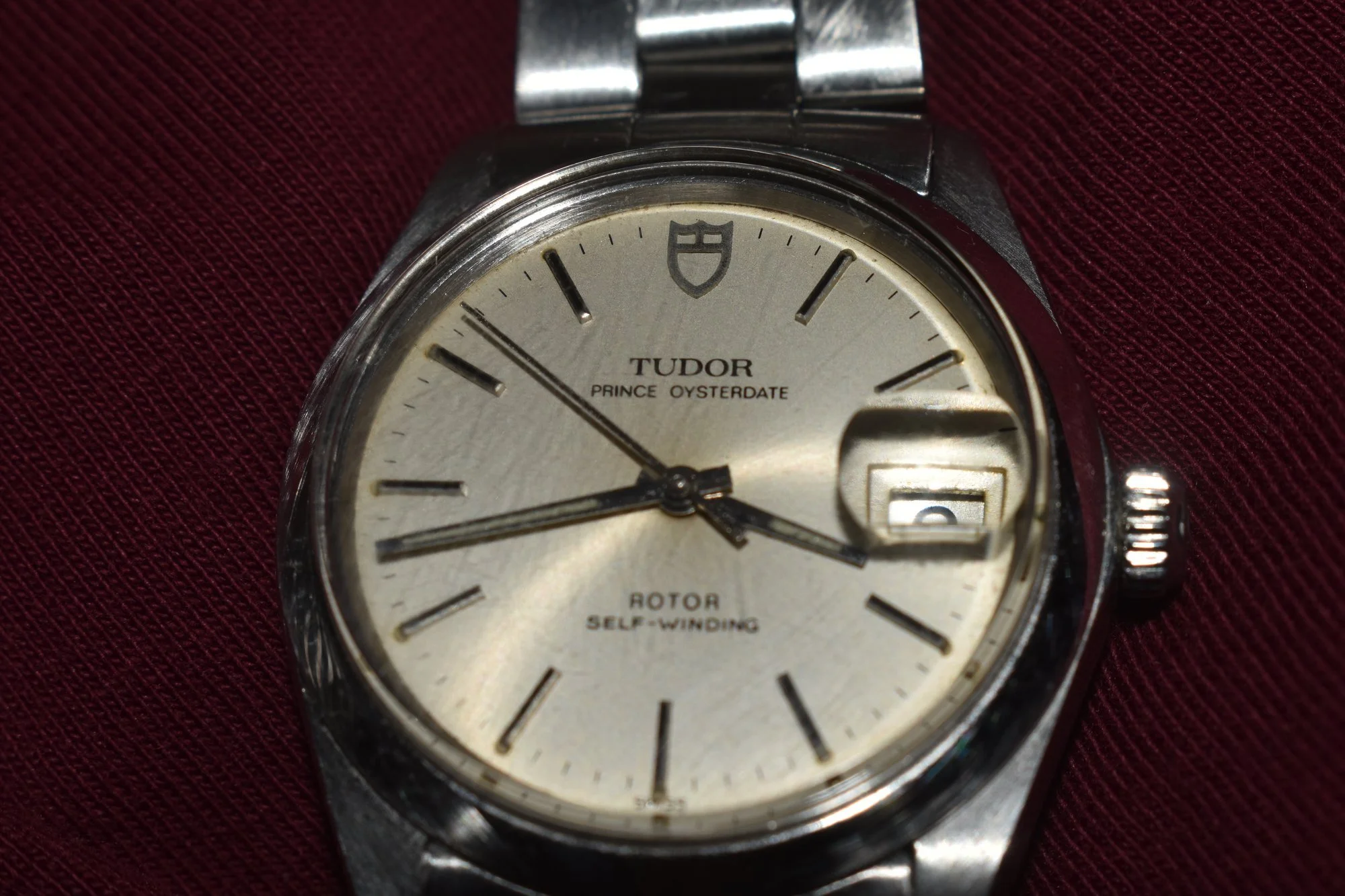 oysterdate-dial-4.jpg