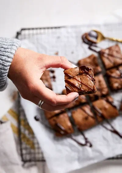 imageye___-_imgi_5_Choc-Brownie_Lifestyle_400x.webp