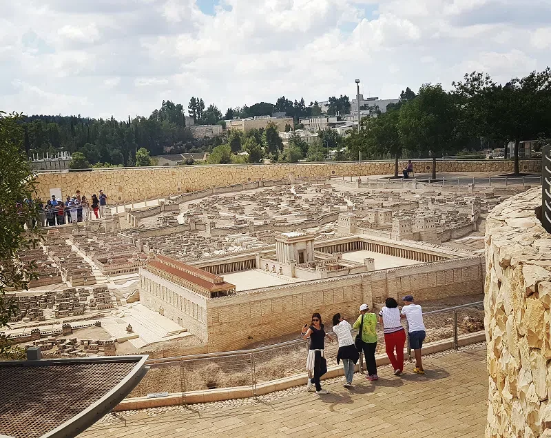 second-temple-model.webp
