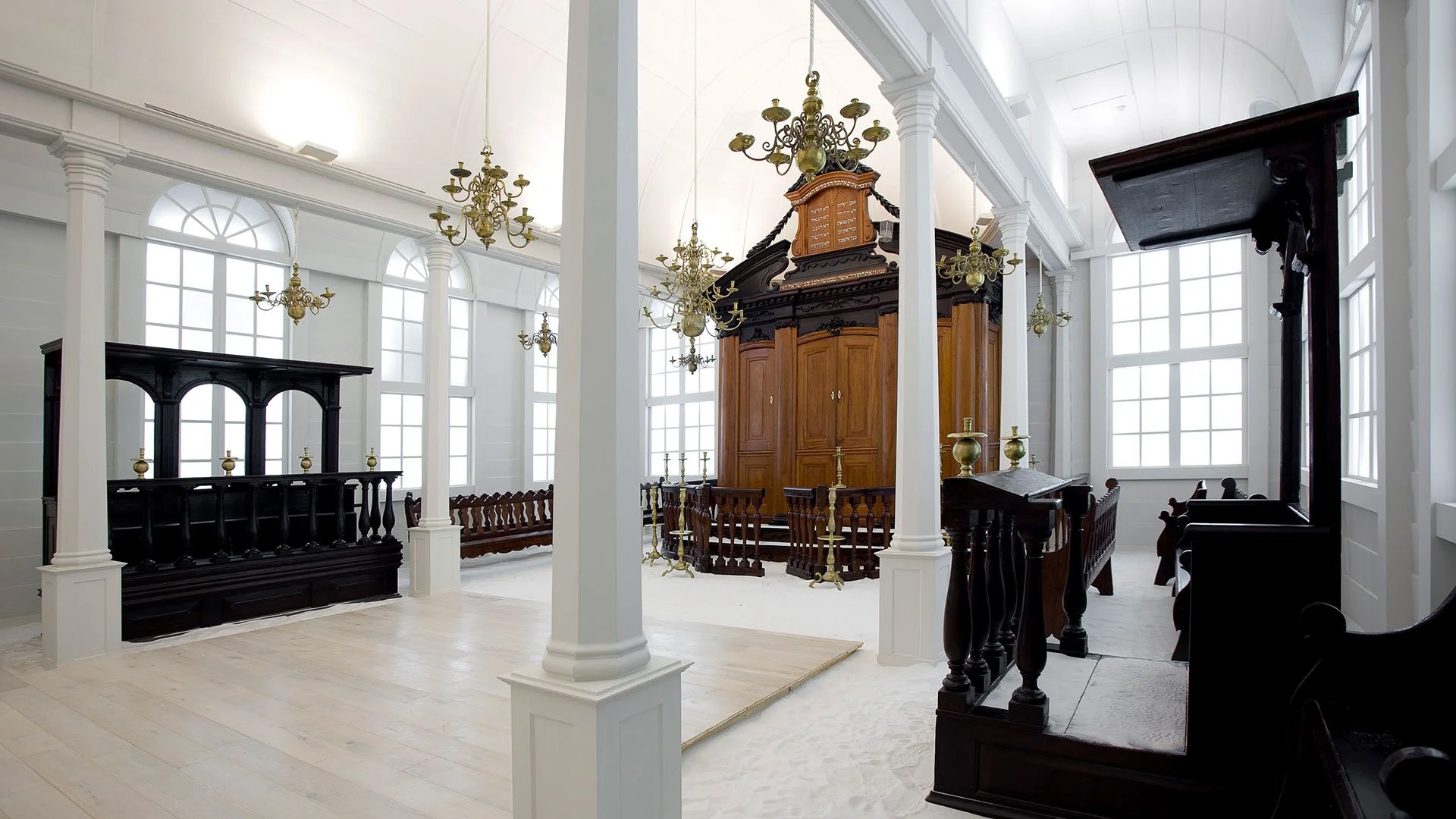 synagogue.jpg