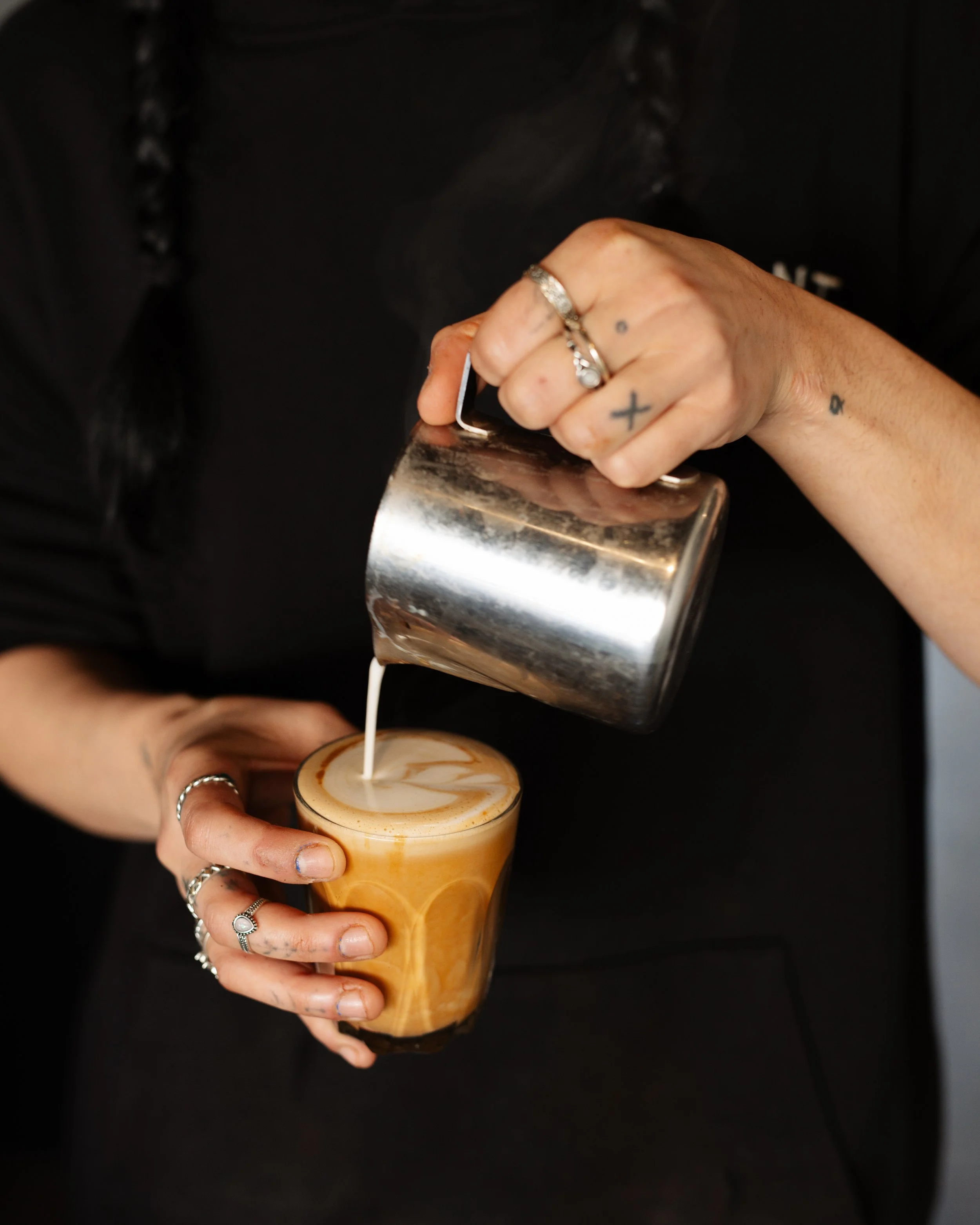 2608_MIGRANTCOFFEE_SAVVY_024.jpg