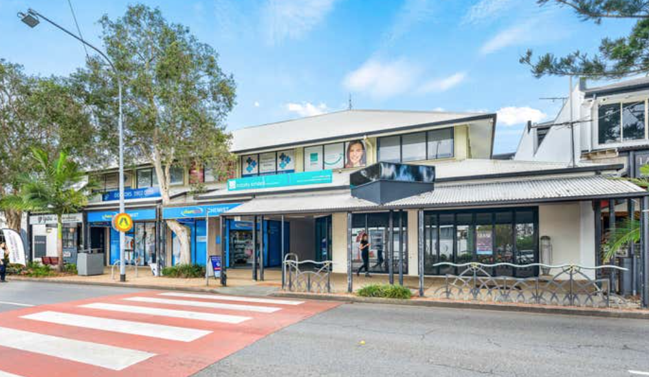 Street view of Oxford Street Medical Centre, Bulimba. Dr Lauren Roche practices at Oxford Street Medical Centre on Tuesdays and Thursdays.