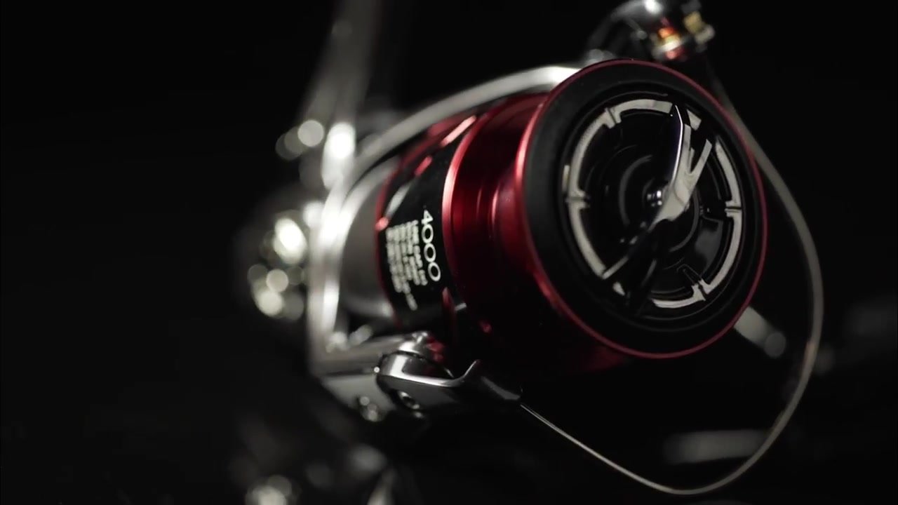 The Stradic CI4+ red spool and drag dial in a close-up from my dark-room product film.