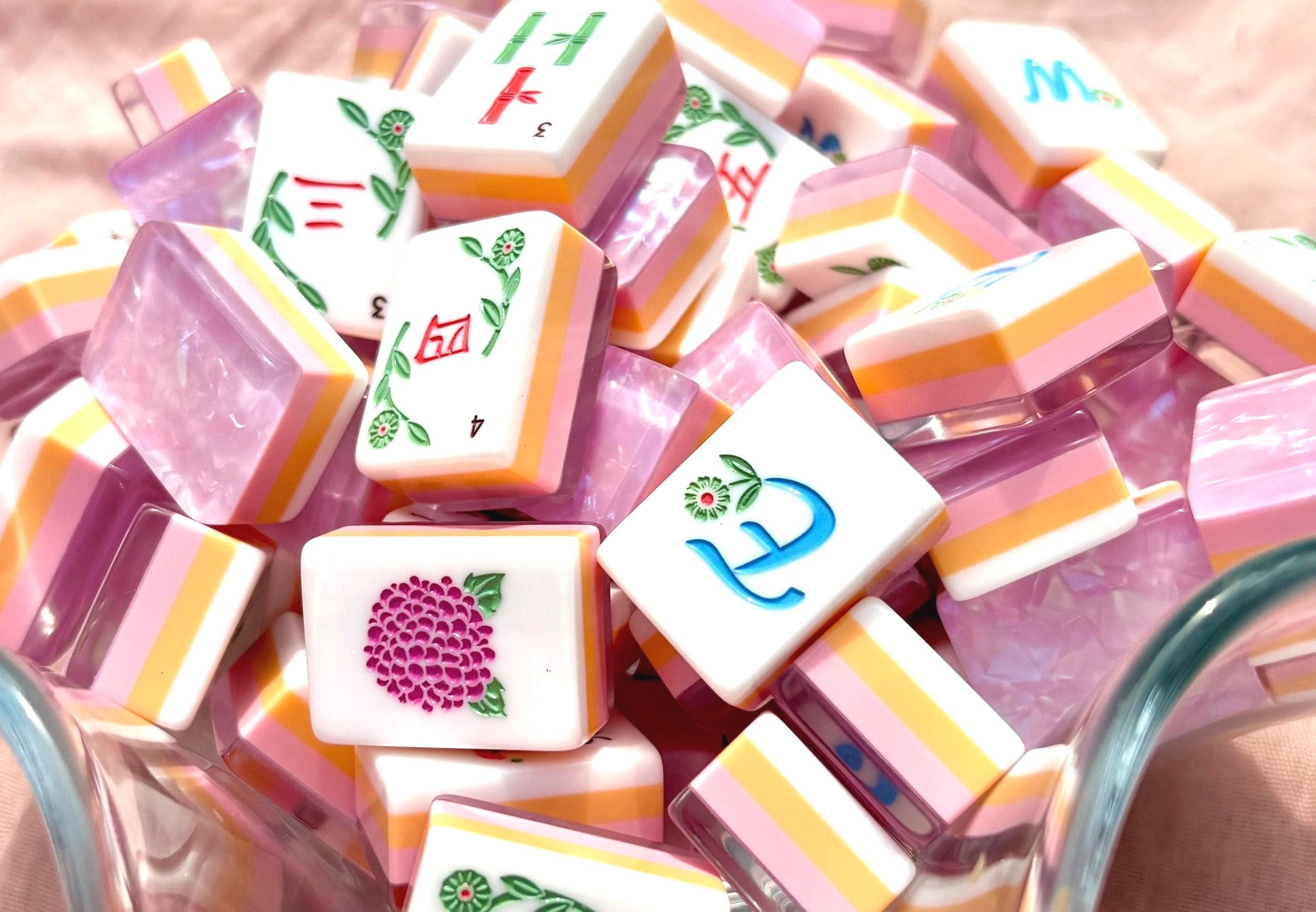 Pink Pearlescent American Mahjong Set
