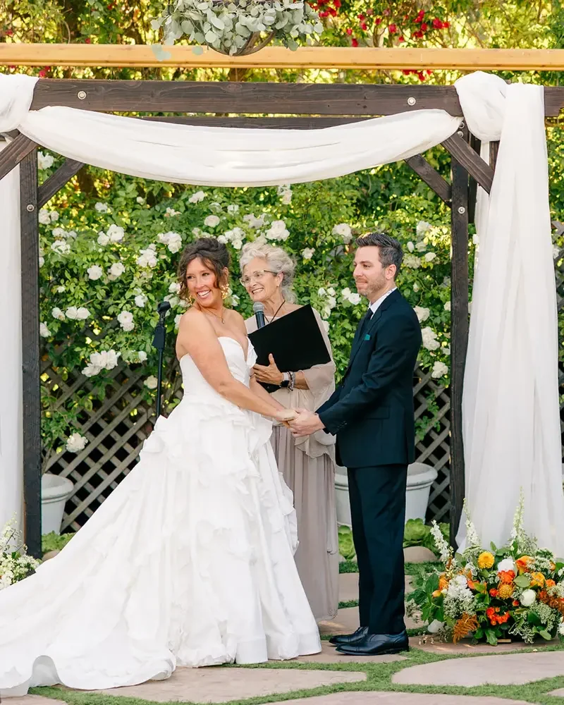 Zoe-Rae-Santa-Barbara-Photographer-Erin-Troy-Wedding-10.webp