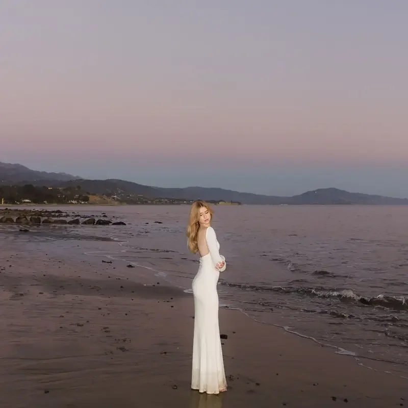 Zoe-Rae-Santa-Barbara-Photographer-Chloe-Dalzell-Portraits-6.webp