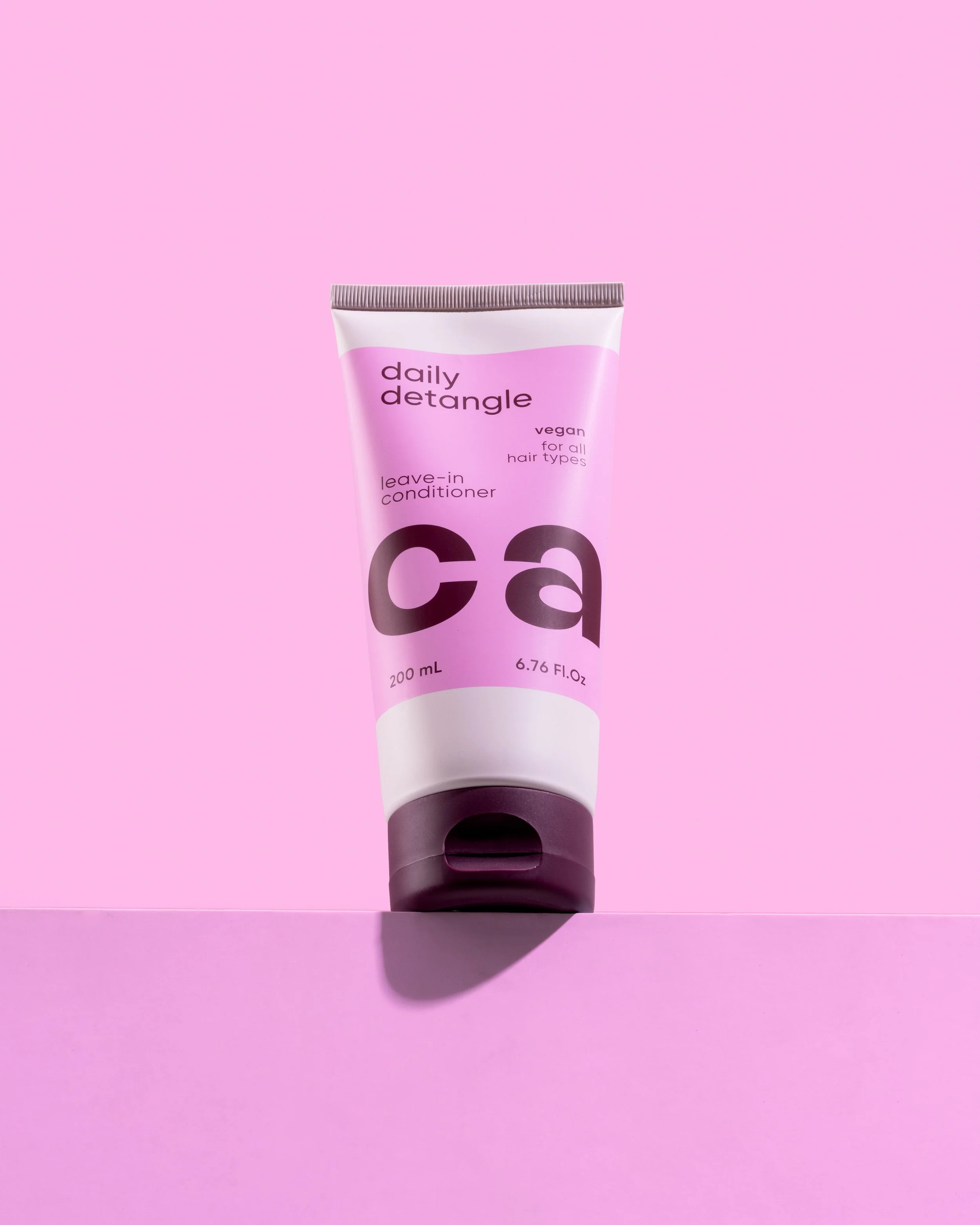 CARE_CDC200_DailyDetangleLeave-InConditioner_2.jpg