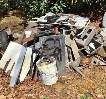 Pile of scrap metal and parts ready for scrap metal removal in Memphis, TN.