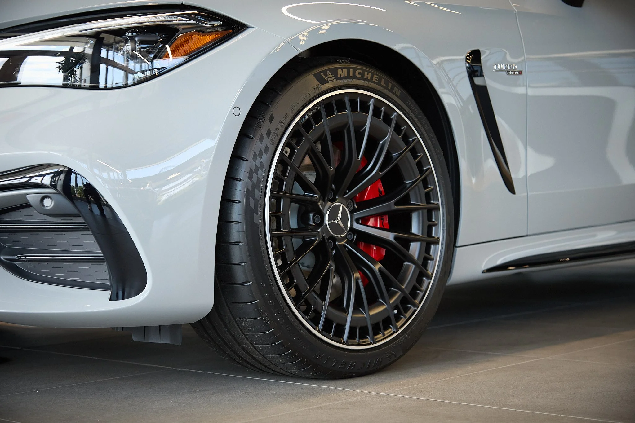 20260903_CarDealershipPhotoshoot_009_web.jpg